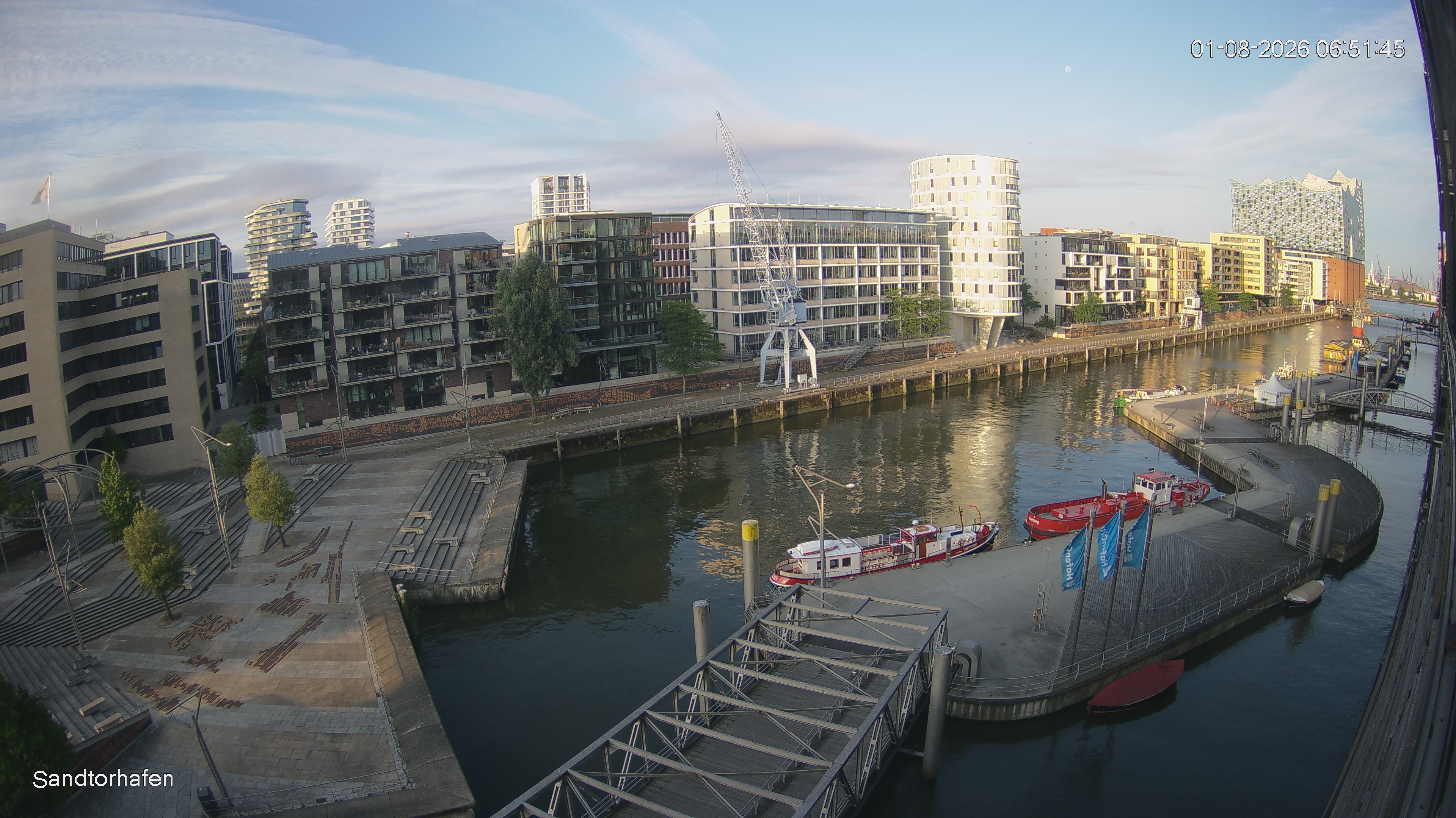 Archiv Foto Webcam Hamburg: HafenCity und Elbphilharmonie