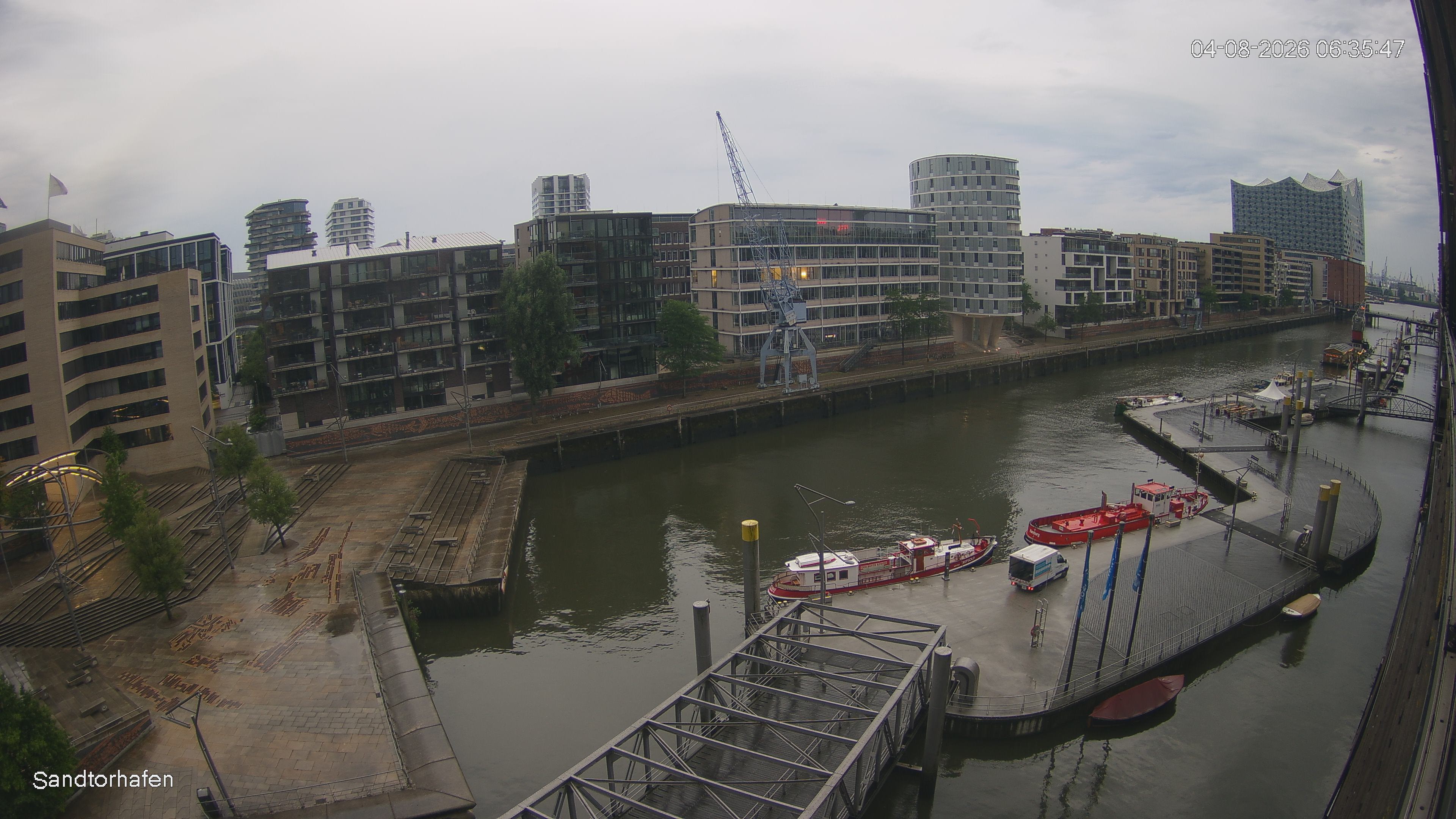 Archiv Foto Webcam Hamburg: HafenCity und Elbphilharmonie