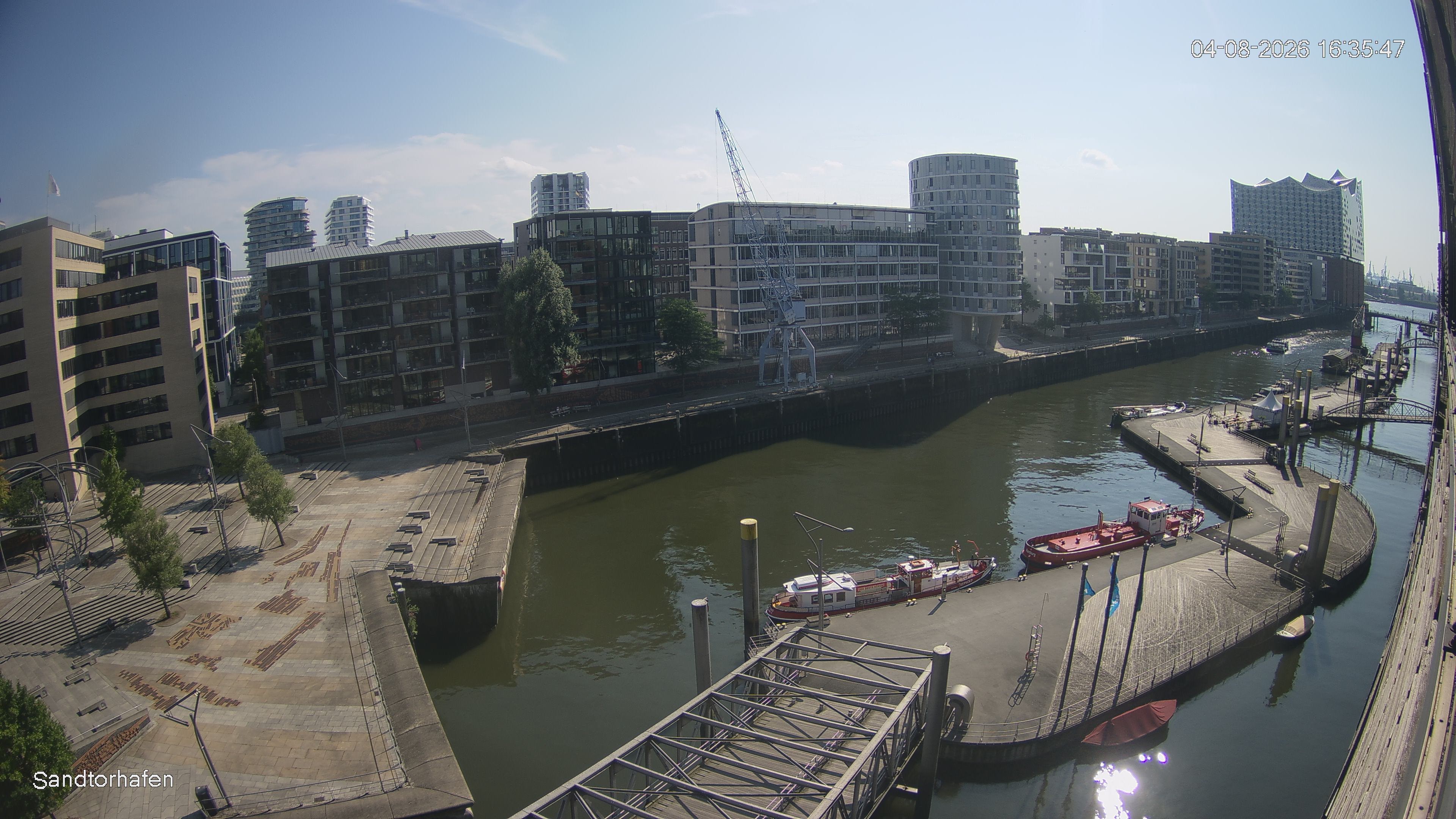 Archiv Foto Webcam Hamburg: HafenCity und Elbphilharmonie