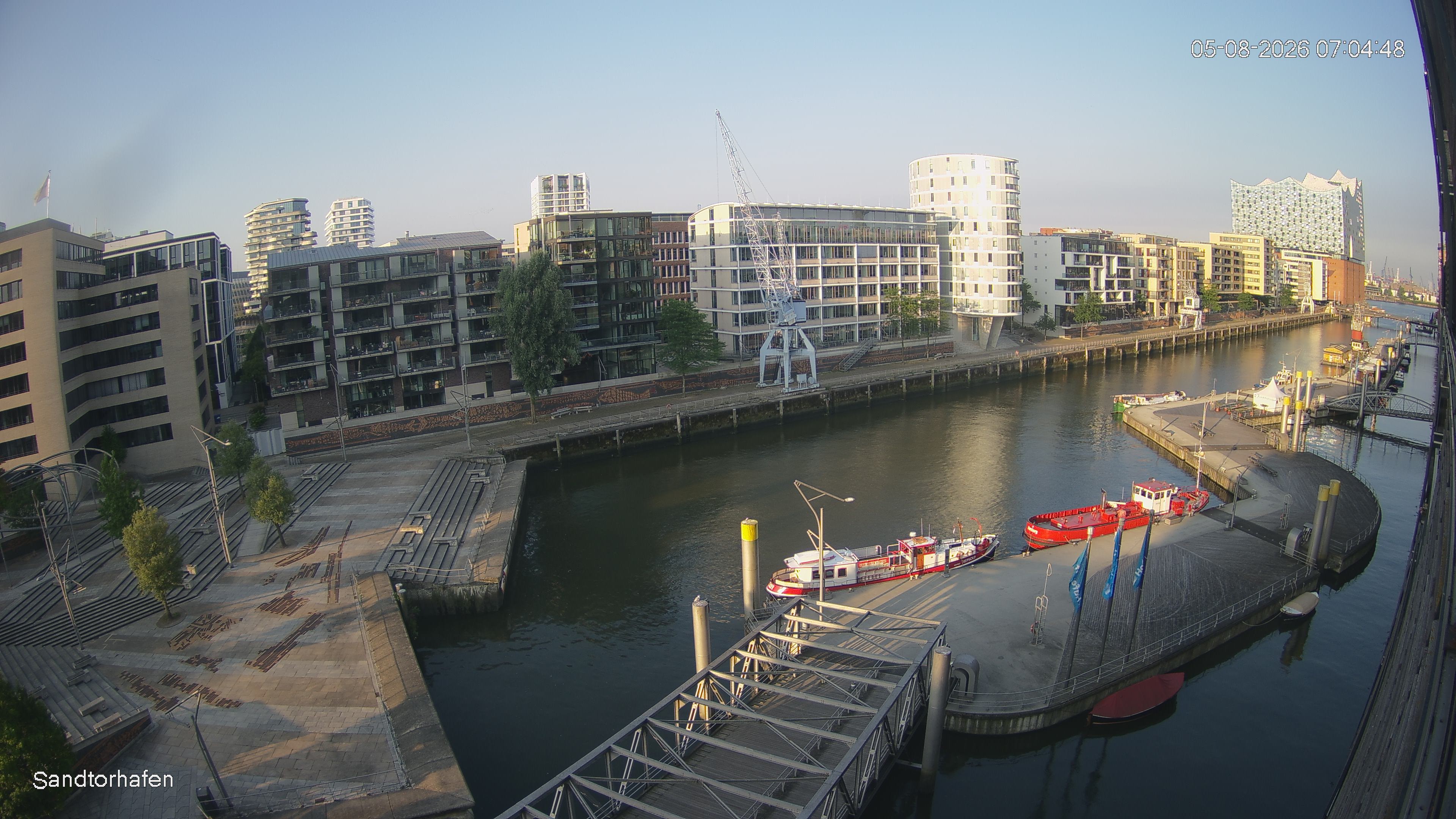 Archiv Foto Webcam Hamburg: HafenCity und Elbphilharmonie