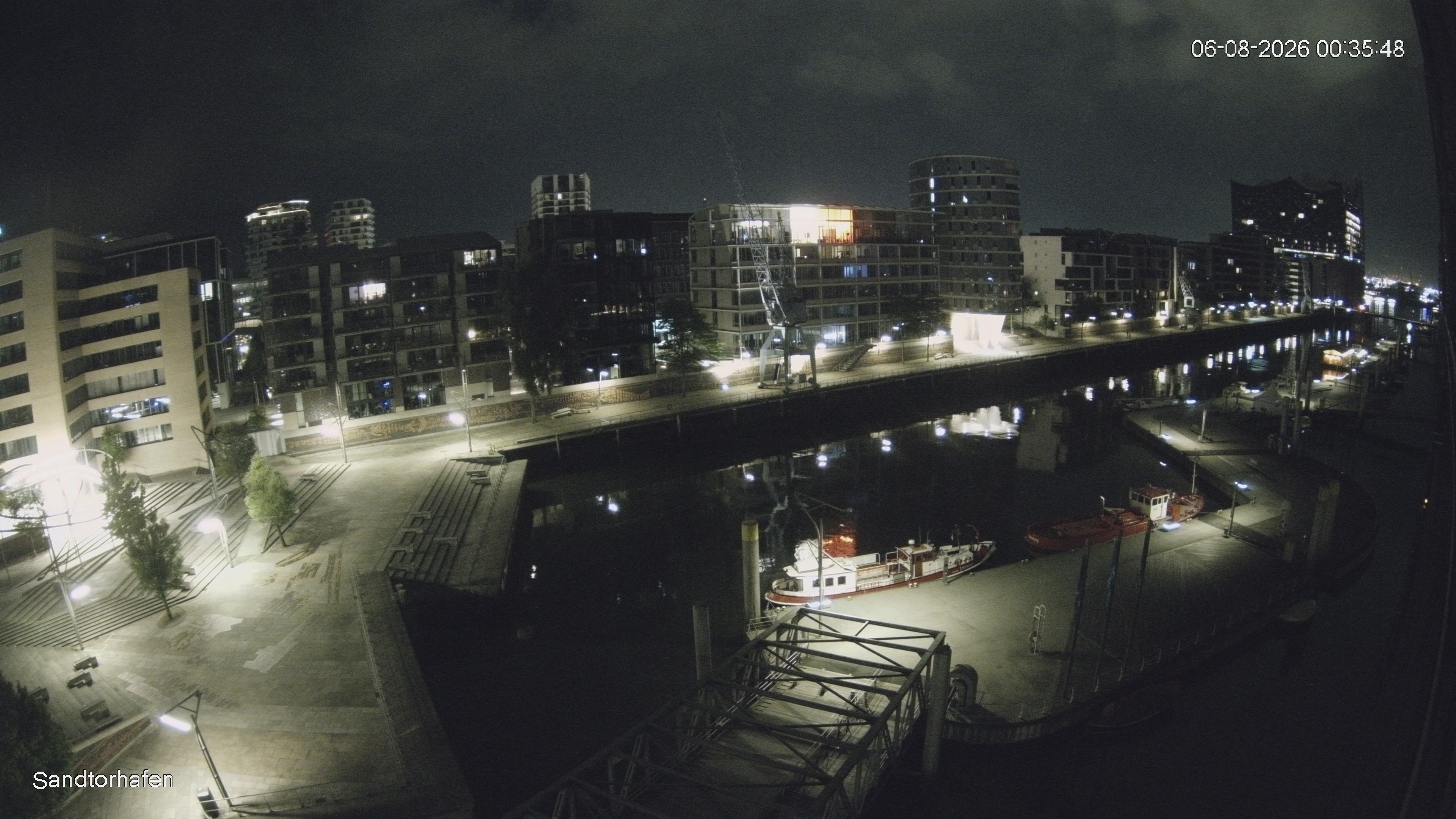 Archiv Foto Webcam Hamburg: HafenCity und Elbphilharmonie