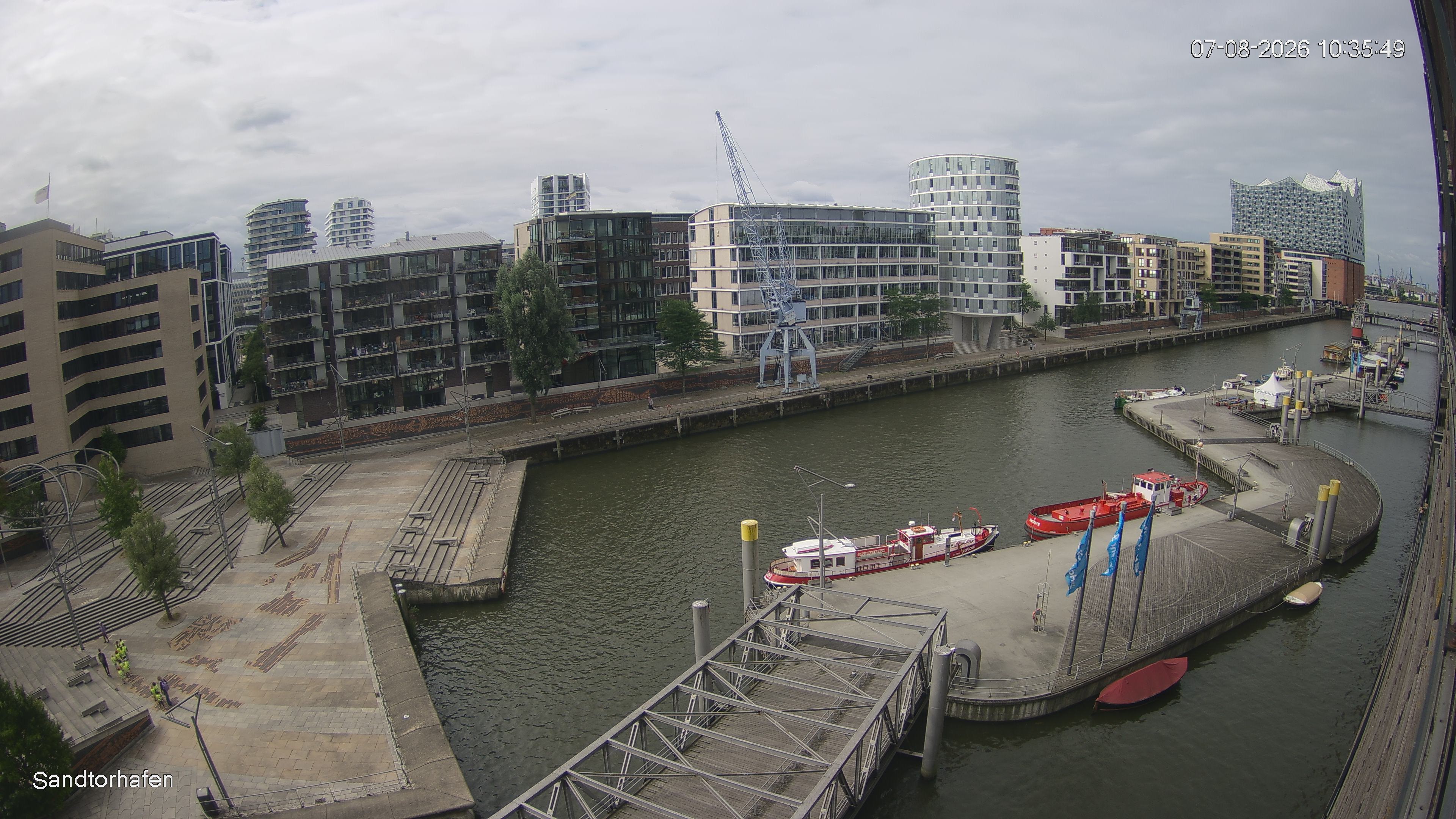 Archiv Foto Webcam Hamburg: HafenCity und Elbphilharmonie