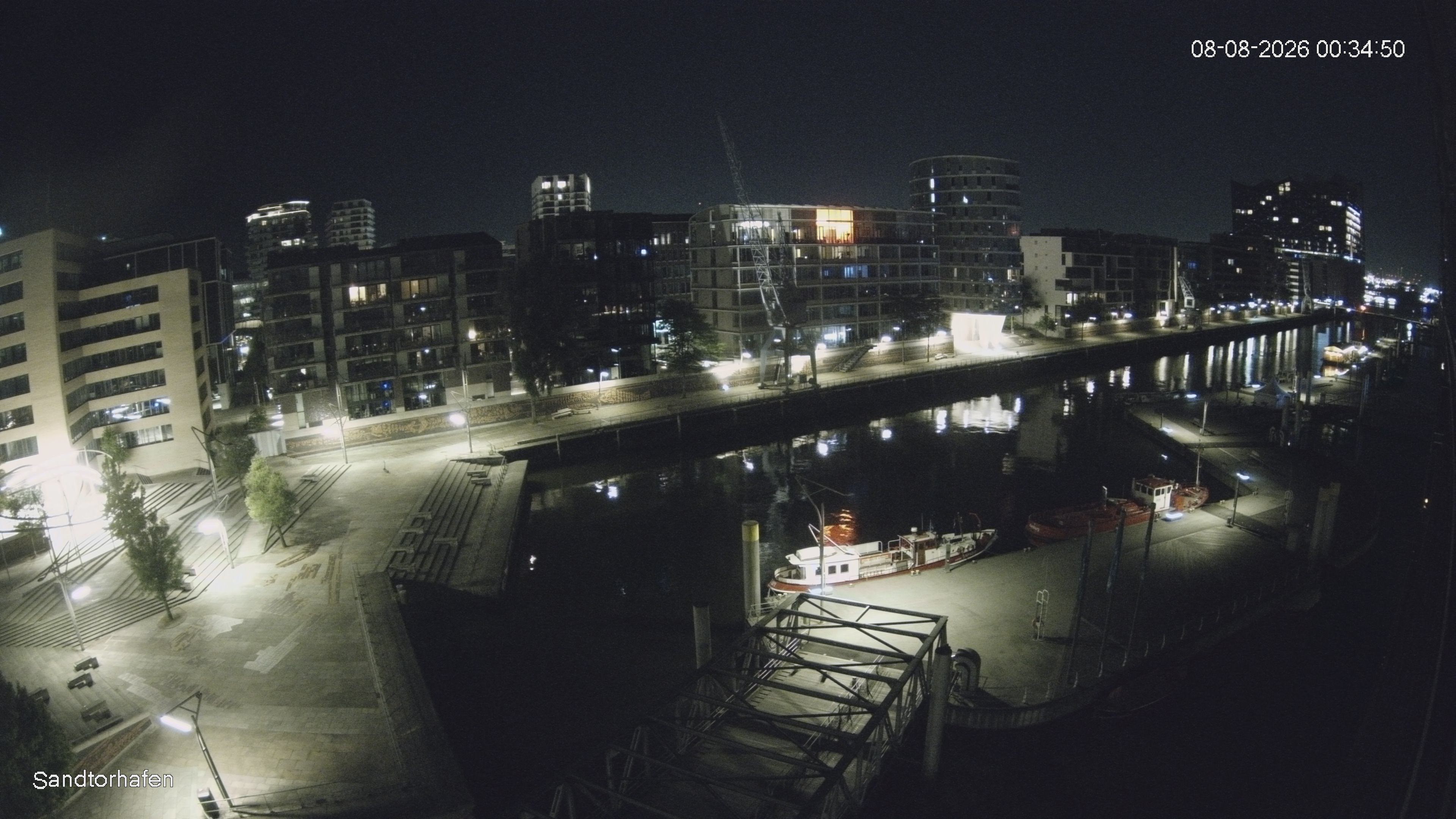 Archiv Foto Webcam Hamburg: HafenCity und Elbphilharmonie