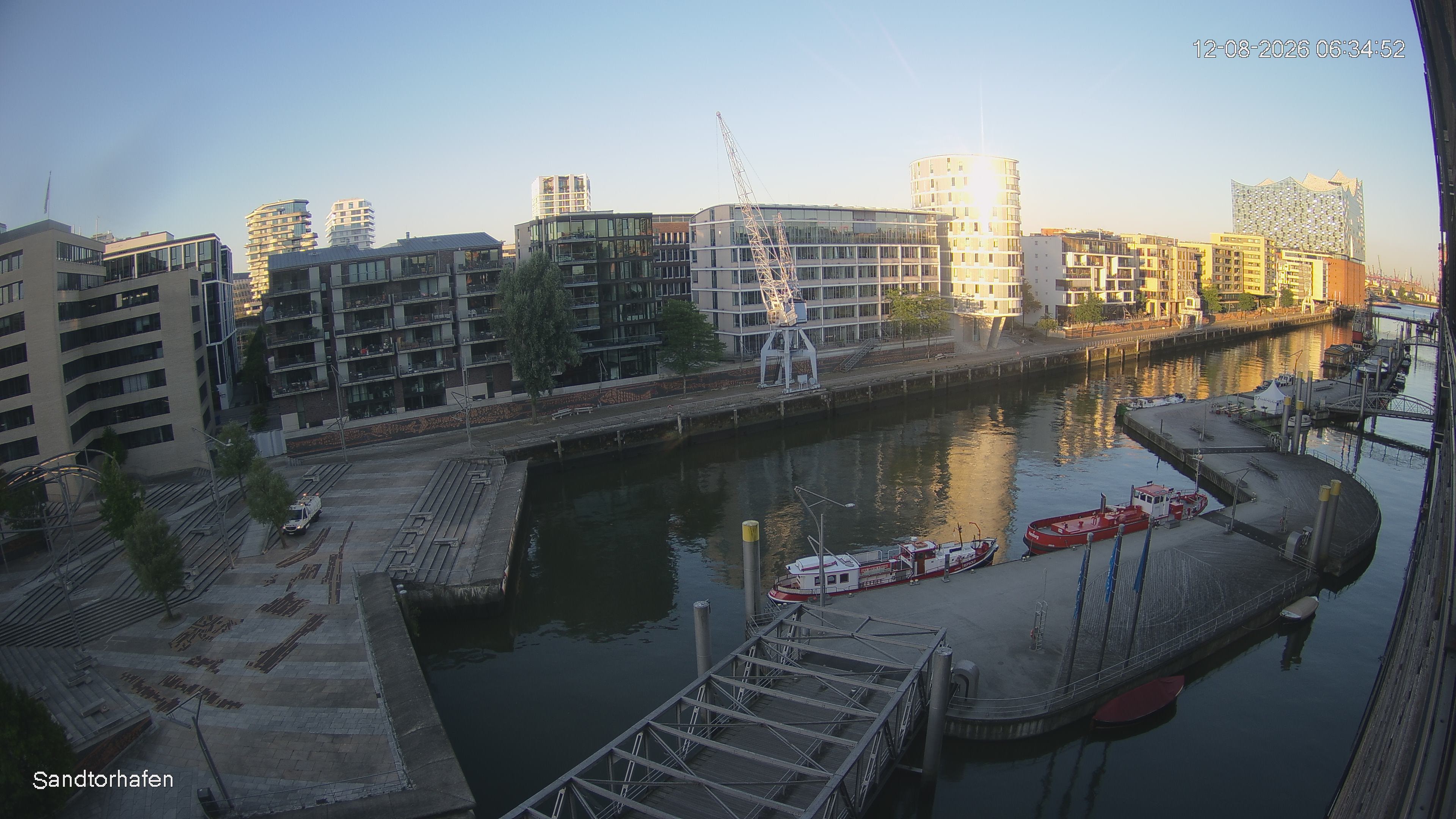 Archived image Webcam Harbour Hall Hamburg