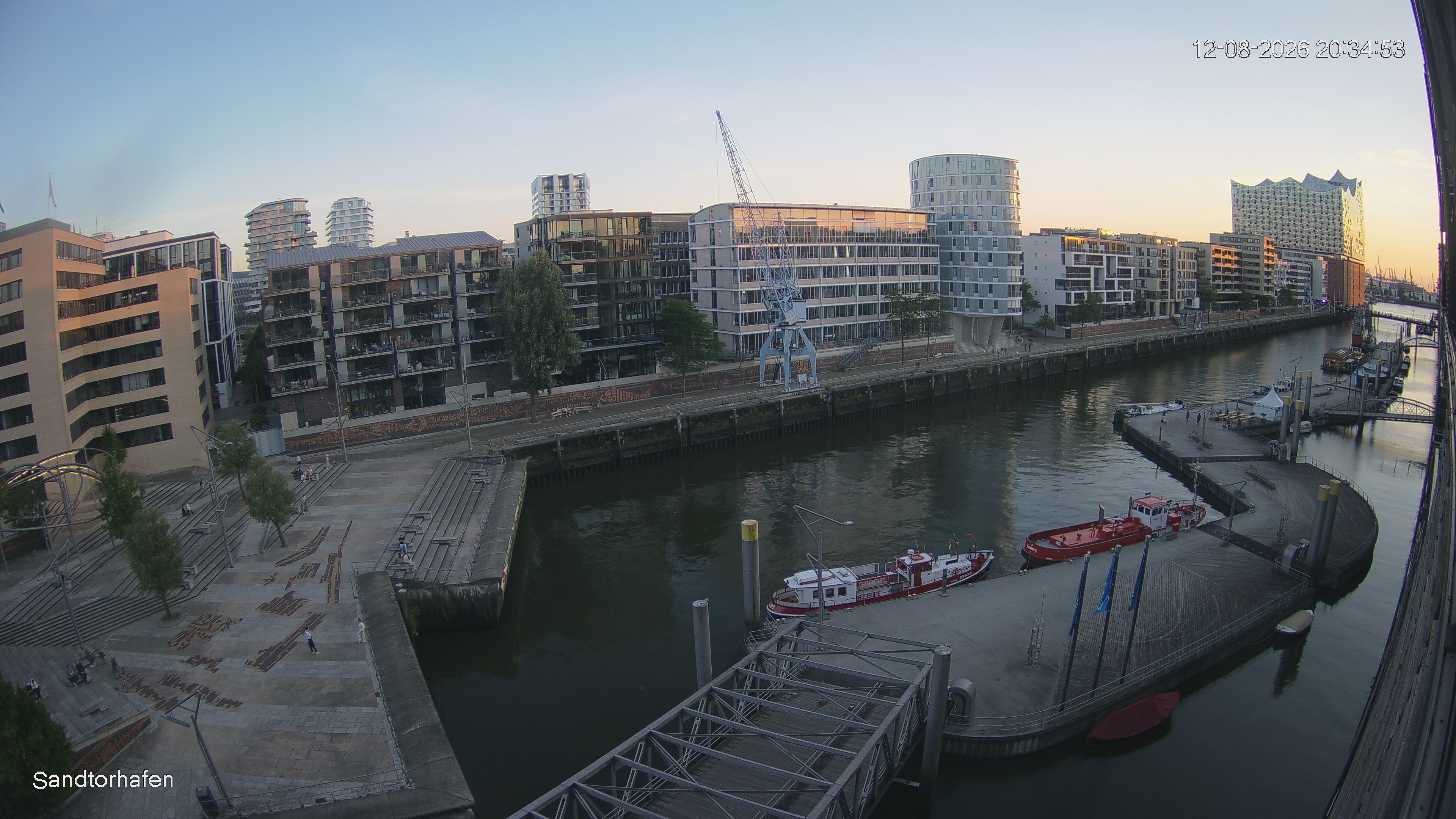 Archived image Webcam Harbour Hall Hamburg