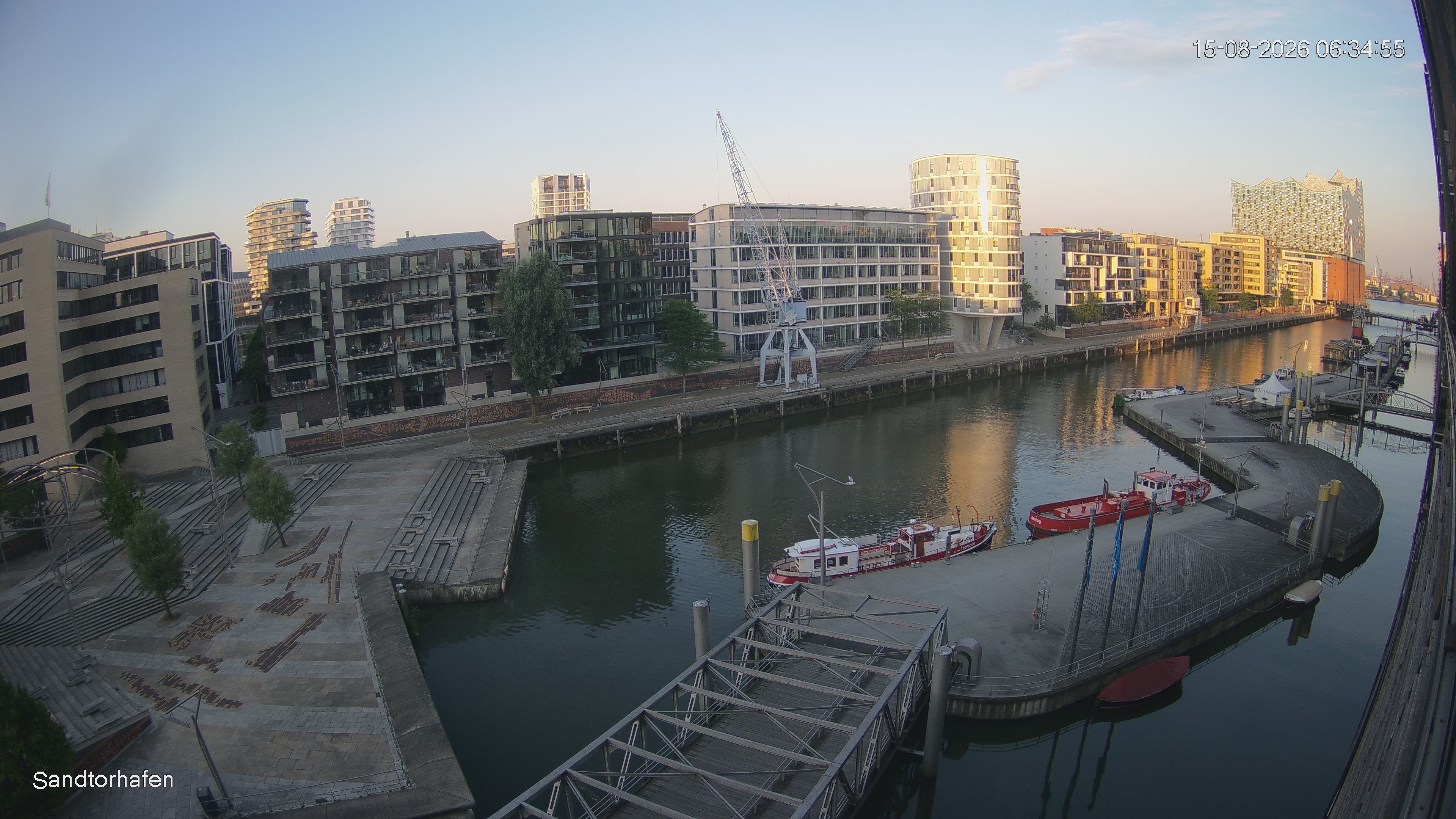 Archiv Foto Webcam Hamburg: HafenCity und Elbphilharmonie