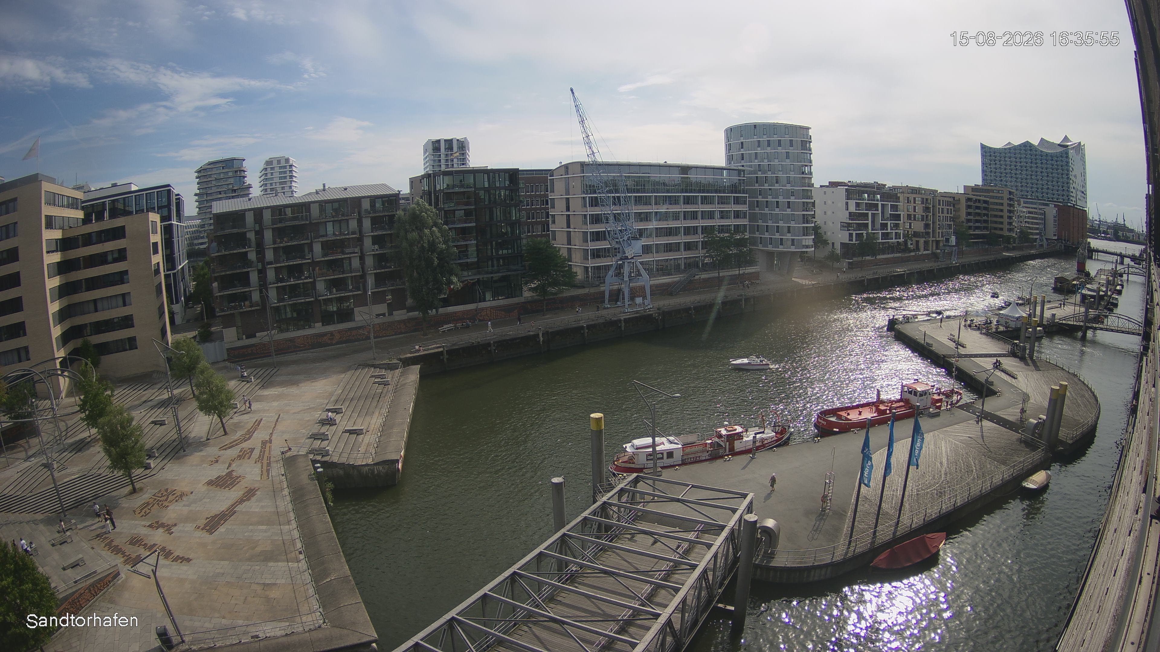 Archived image Webcam Harbour Hall Hamburg