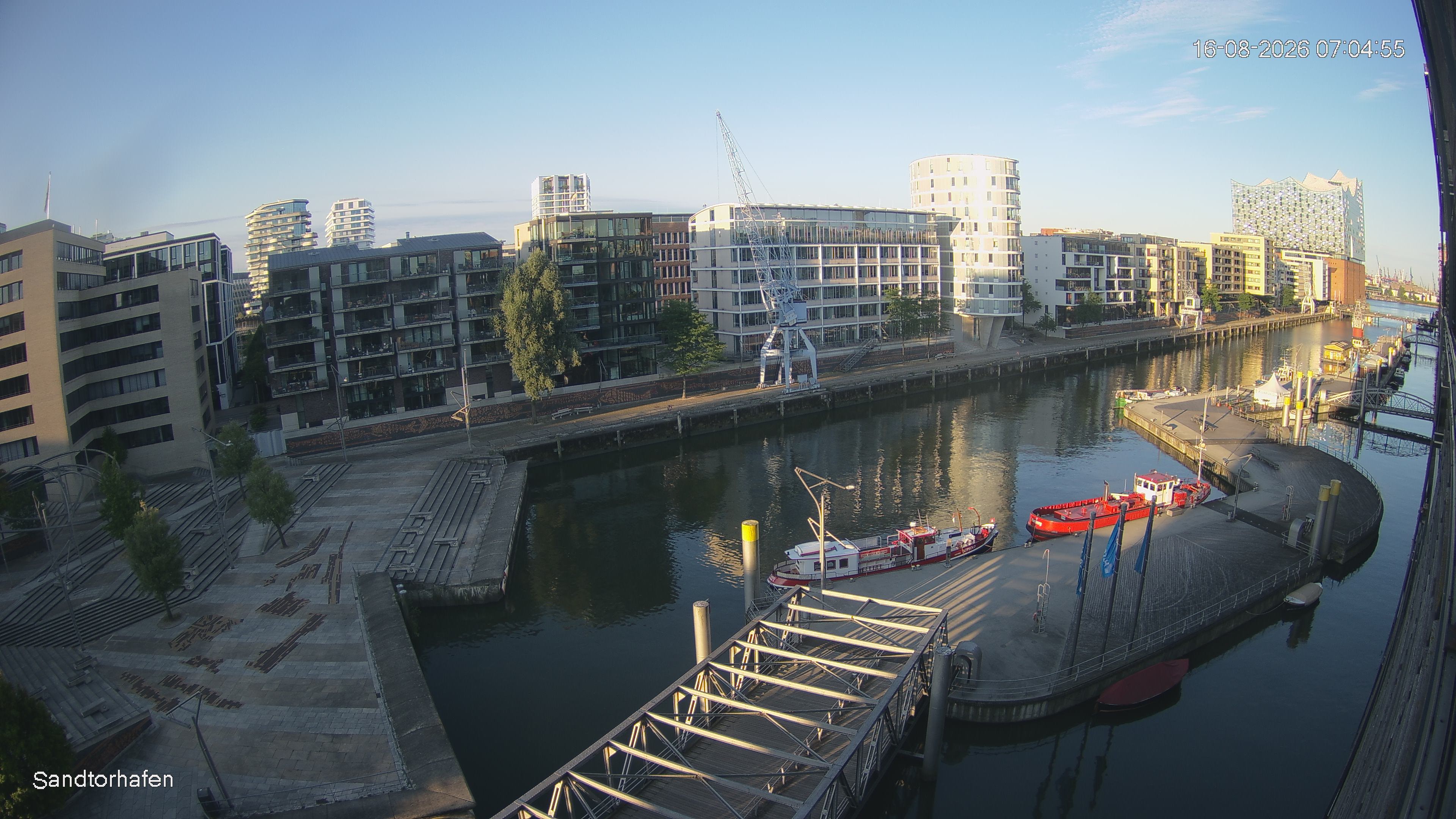 Archiv Foto Webcam Hamburg: HafenCity und Elbphilharmonie