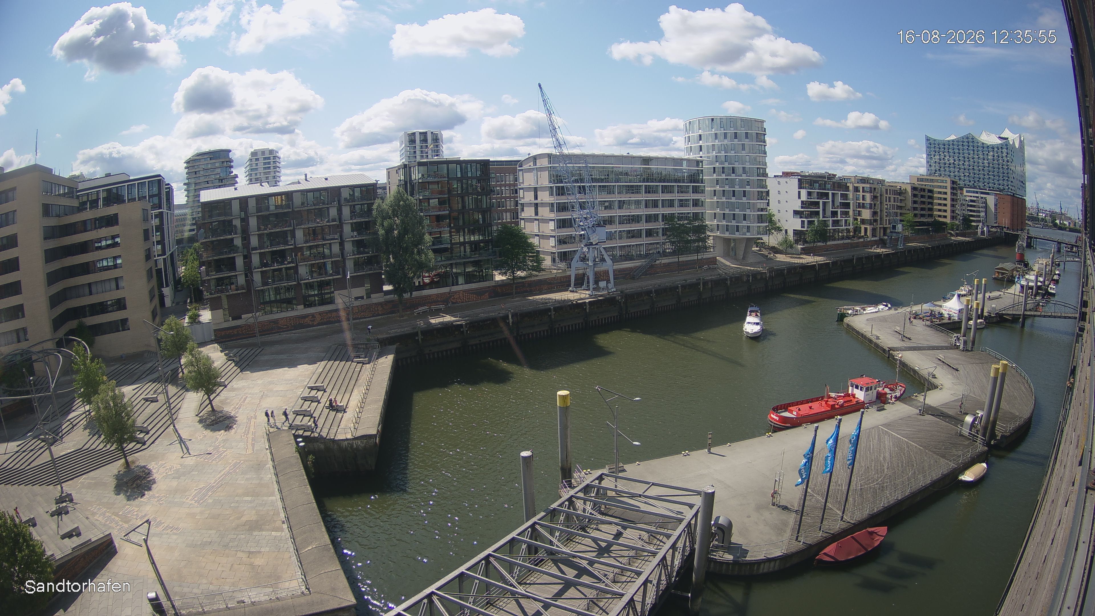 Archiv Foto Webcam Hamburg: HafenCity und Elbphilharmonie