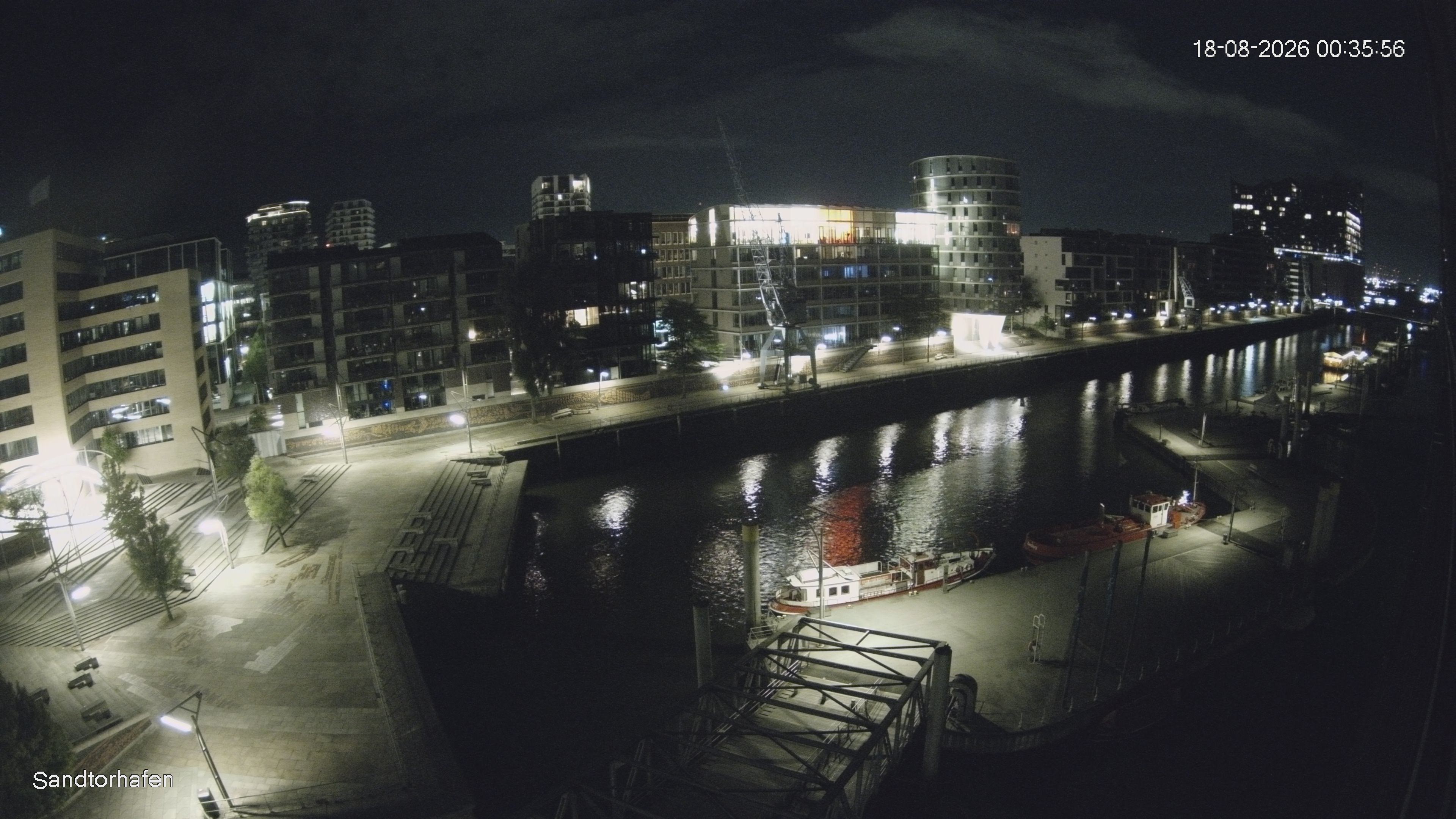 Archiv Foto Webcam Hamburg: HafenCity und Elbphilharmonie