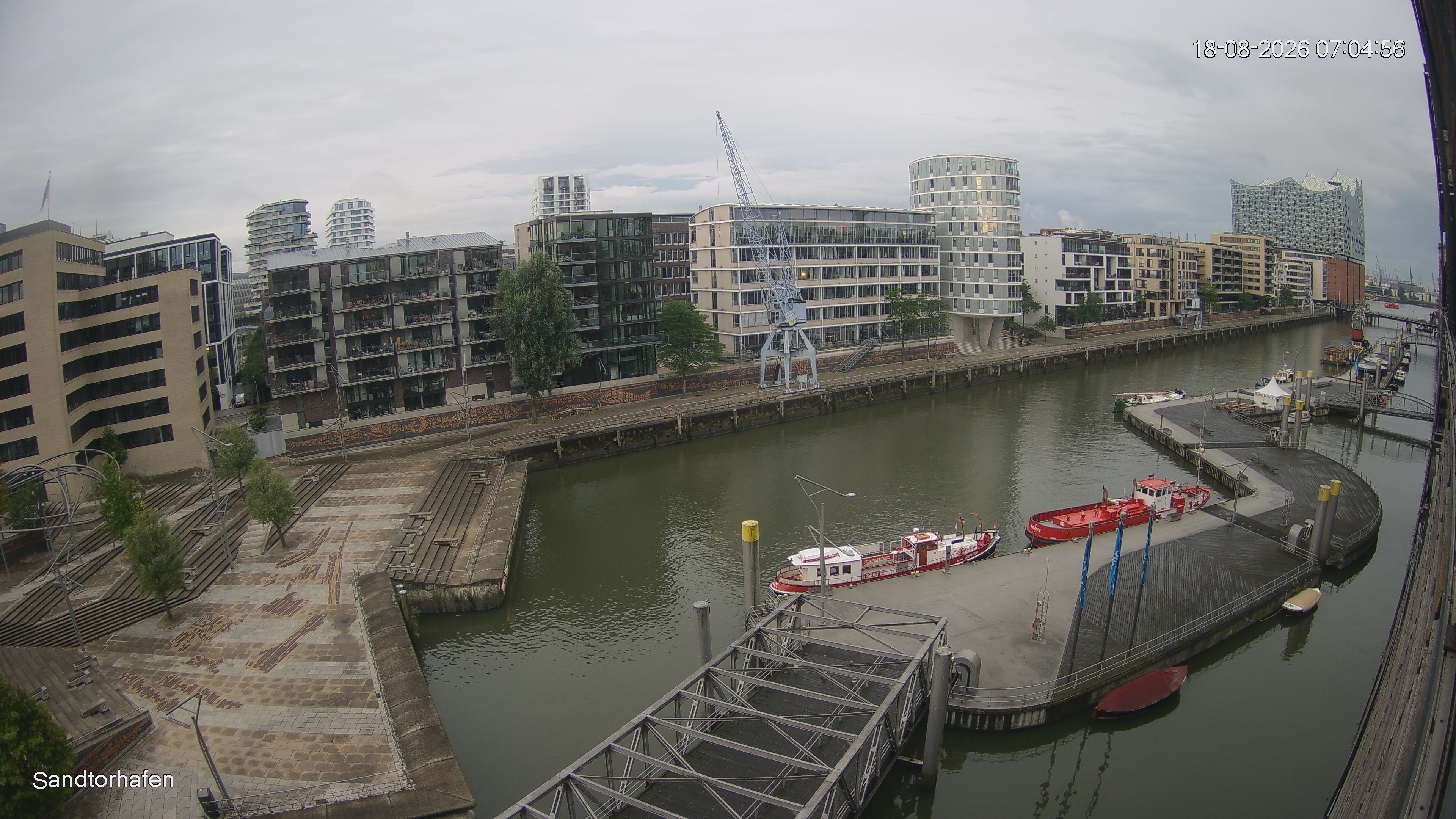 Archiv Foto Webcam Hamburg: HafenCity und Elbphilharmonie