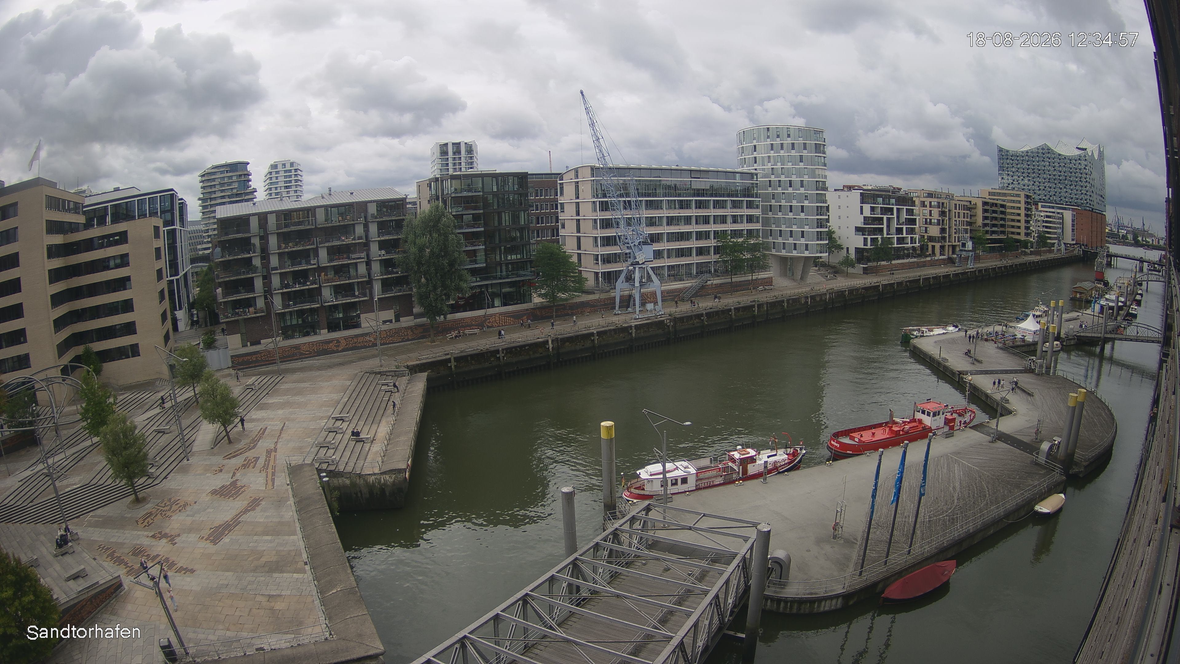 Archiv Foto Webcam Hamburg: HafenCity und Elbphilharmonie
