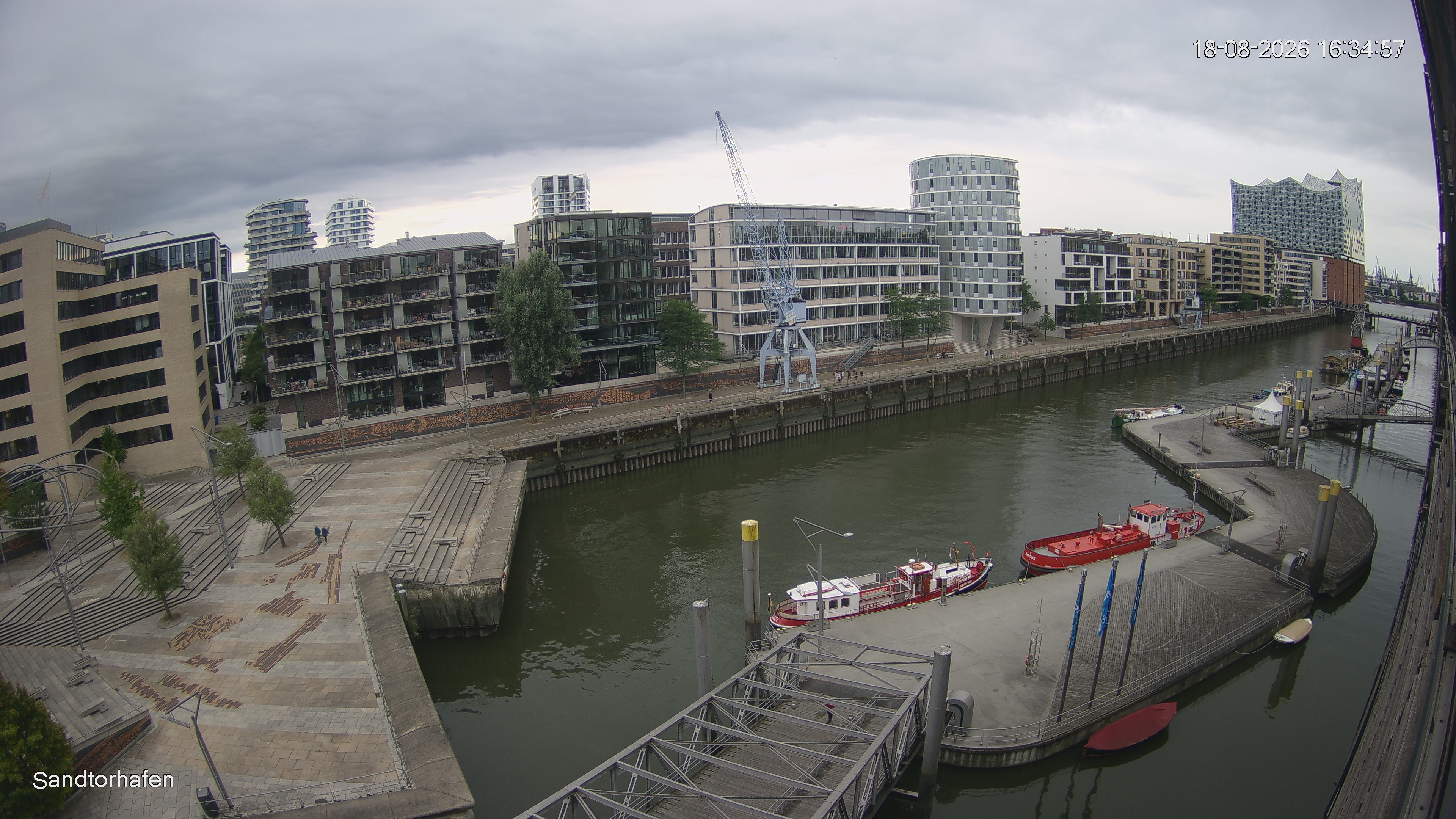 Archiv Foto Webcam Hamburg: HafenCity und Elbphilharmonie