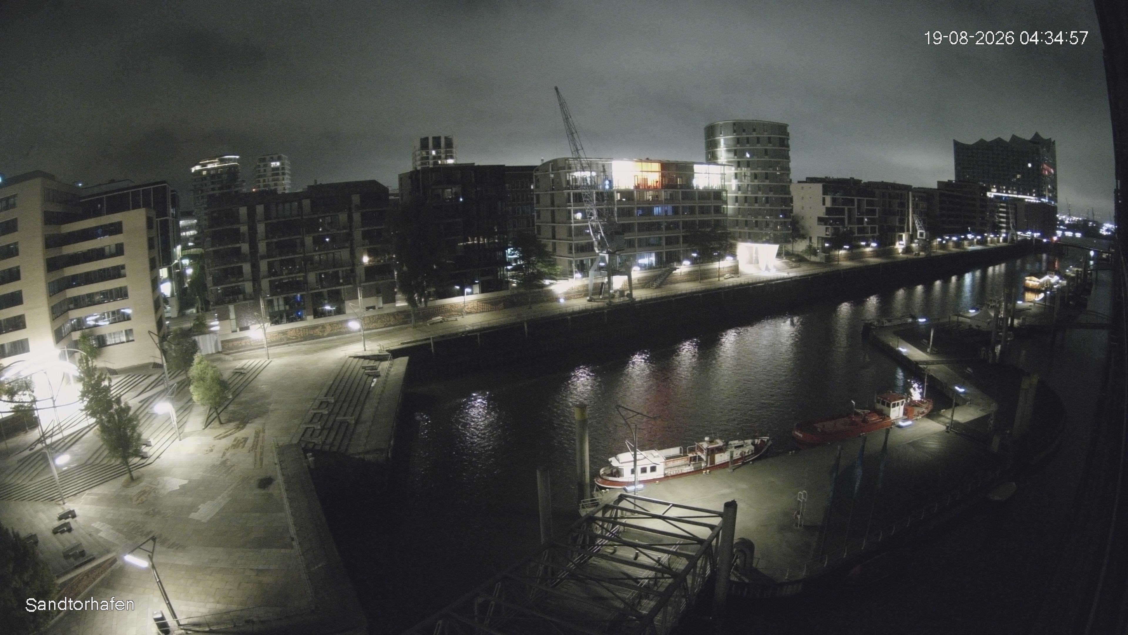 Archiv Foto Webcam Hamburg: HafenCity und Elbphilharmonie