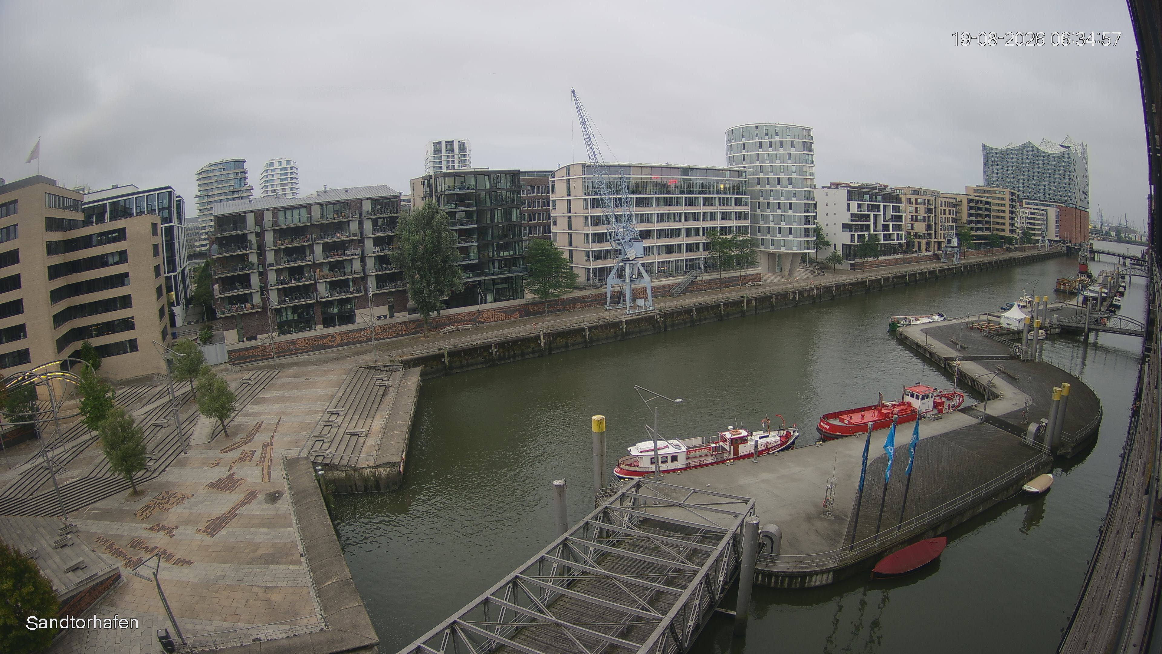 Archiv Foto Webcam Hamburg: HafenCity und Elbphilharmonie
