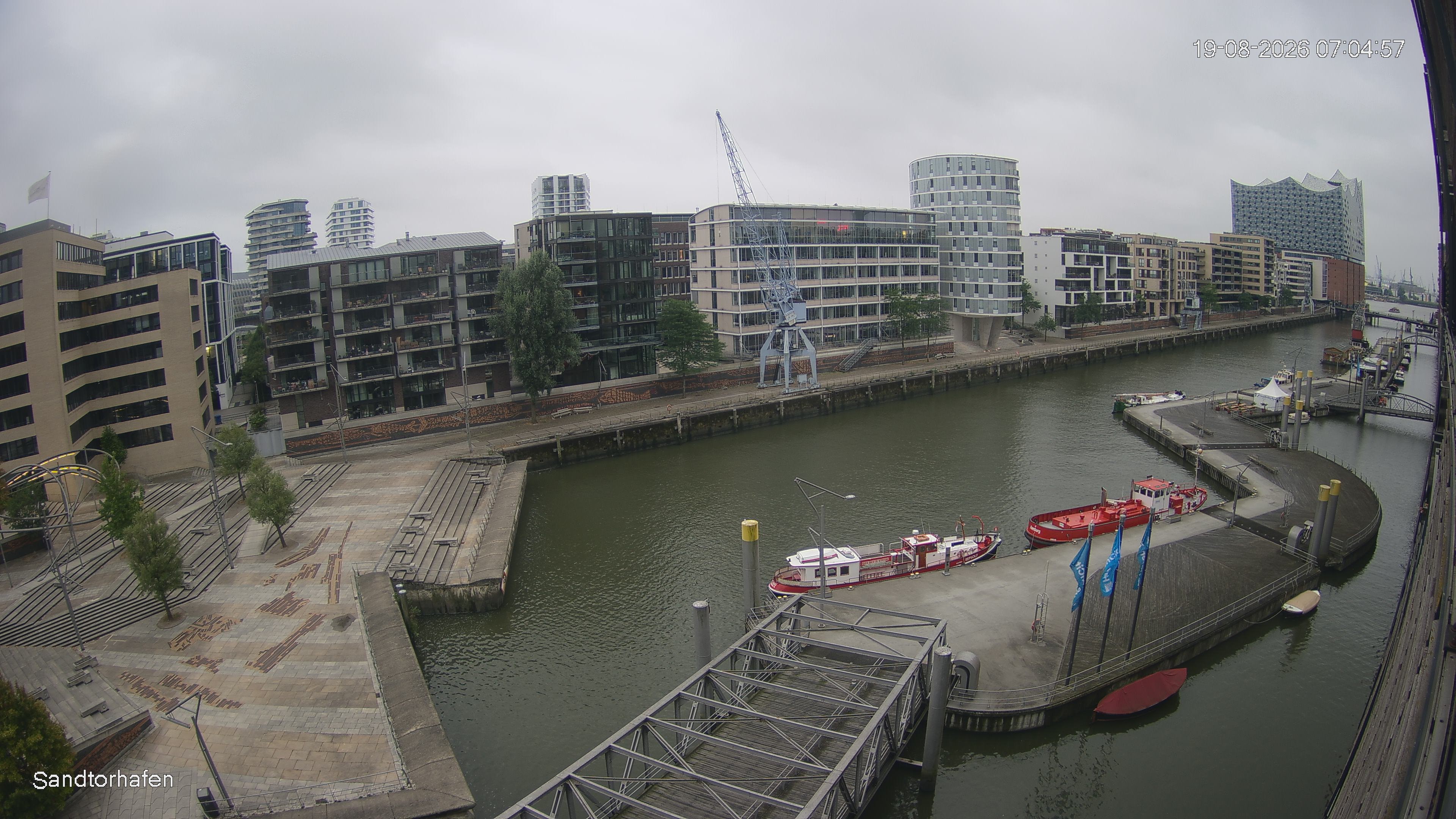 Archiv Foto Webcam Hamburg: HafenCity und Elbphilharmonie