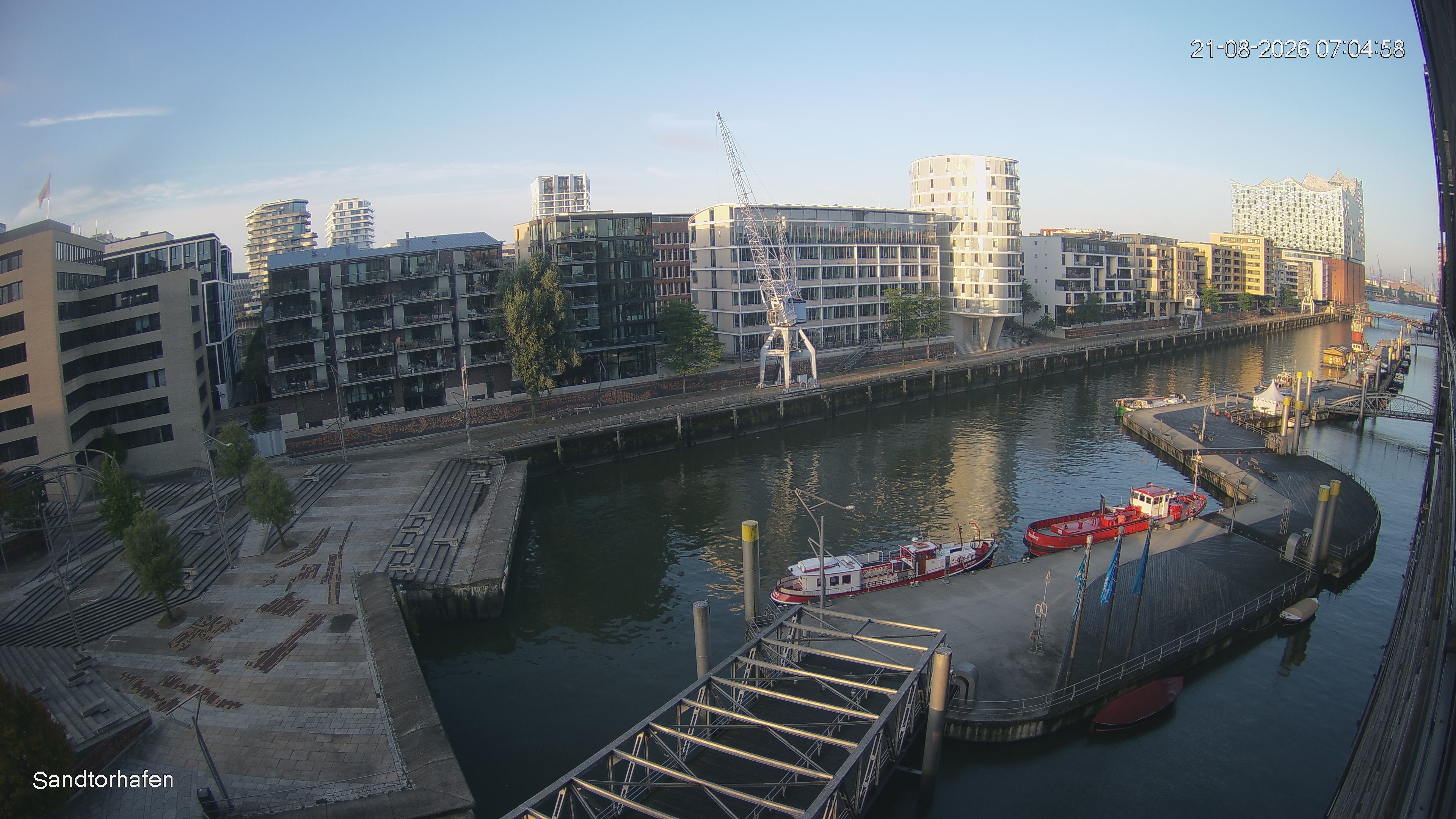 Archiv Foto Webcam Hamburg: HafenCity und Elbphilharmonie