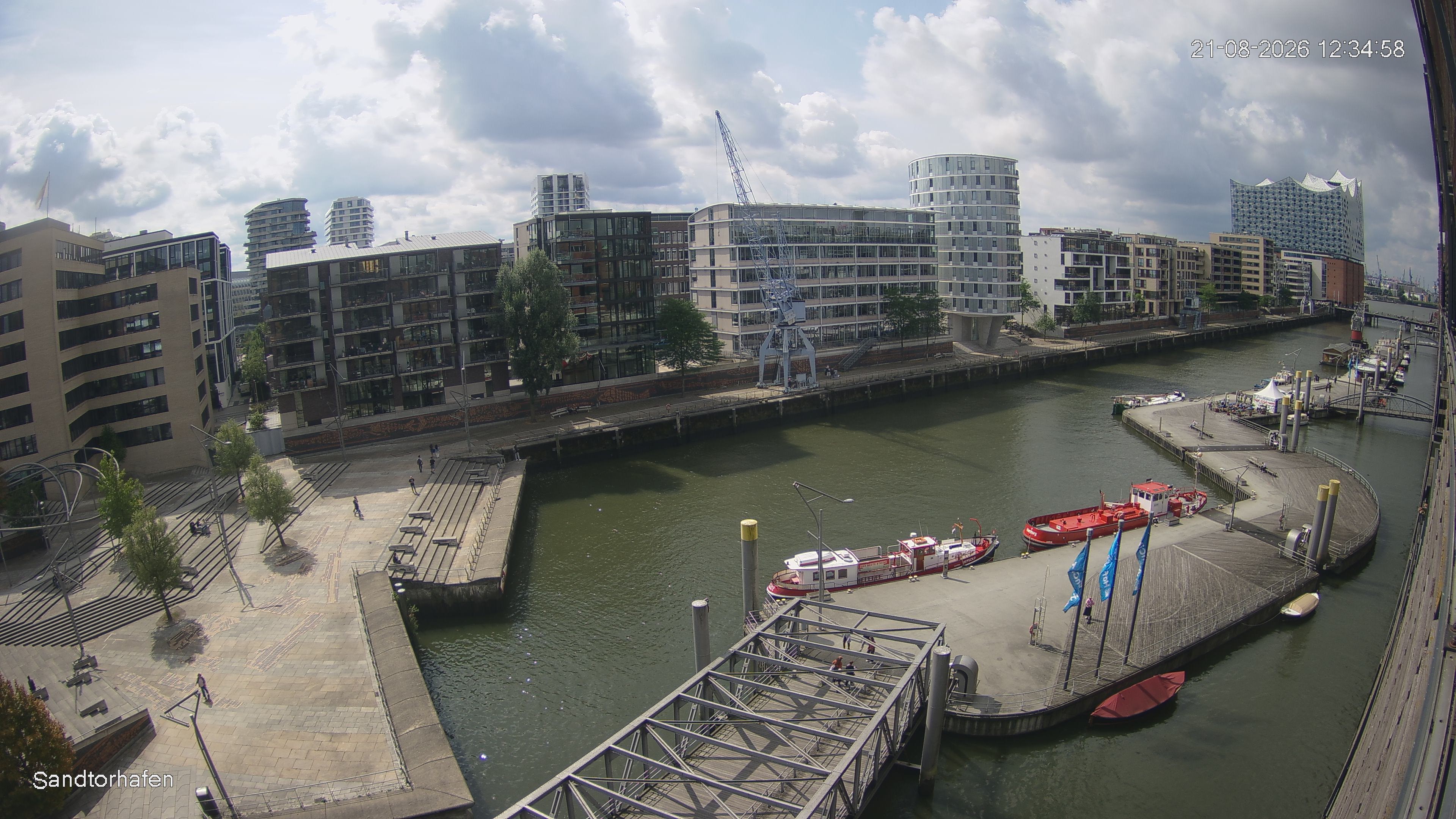 Archiv Foto Webcam Hamburg: HafenCity und Elbphilharmonie