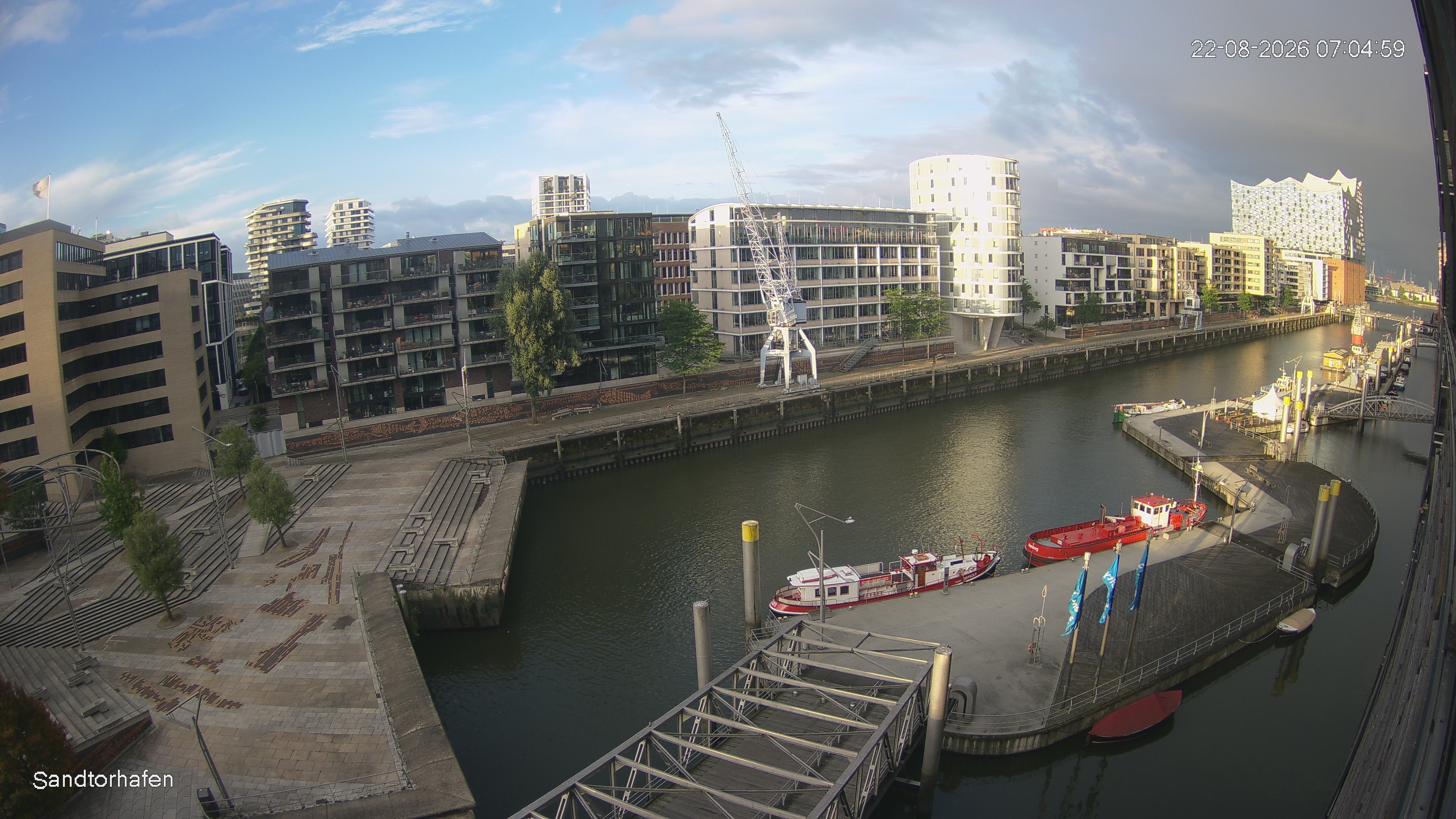 Archiv Foto Webcam Hamburg: HafenCity und Elbphilharmonie