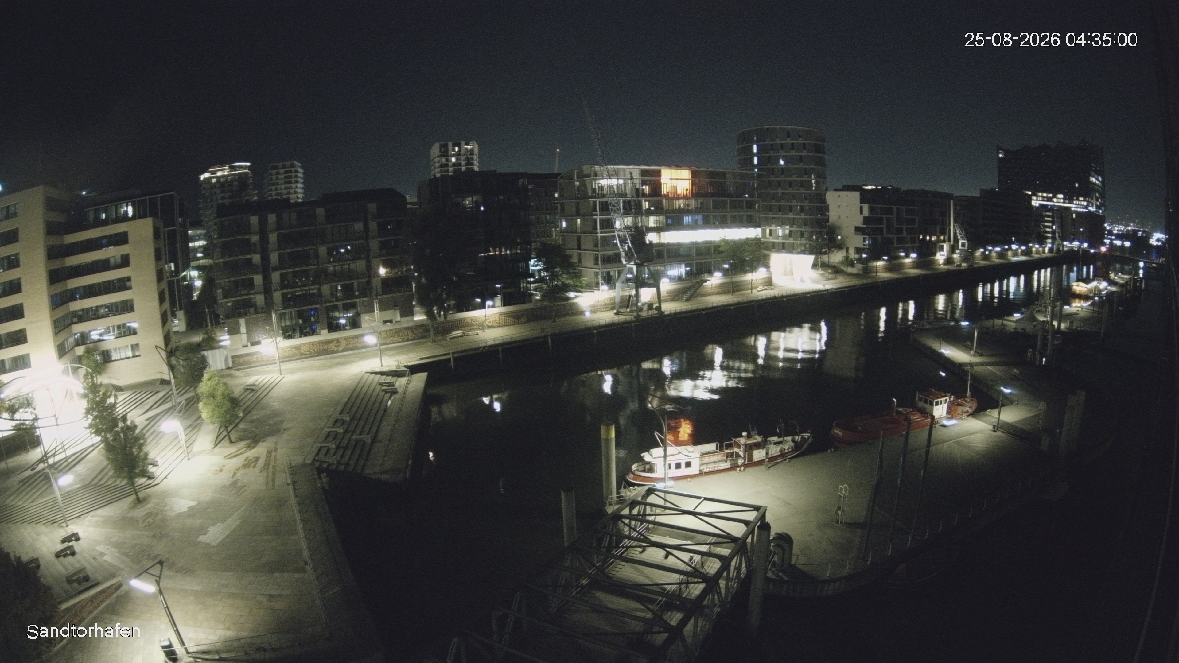 Archived image Webcam Harbour Hall Hamburg