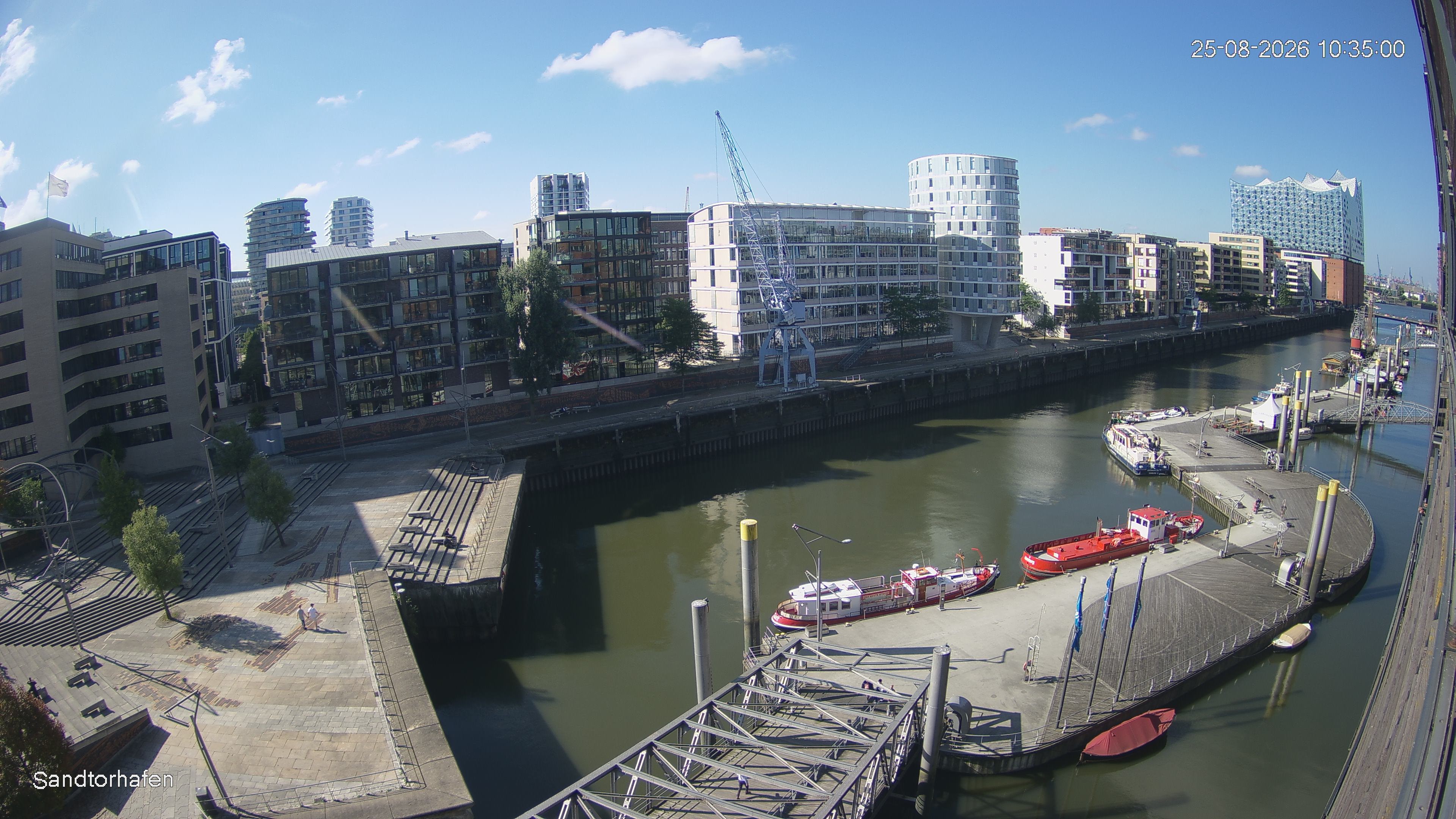 Archived image Webcam Harbour Hall Hamburg