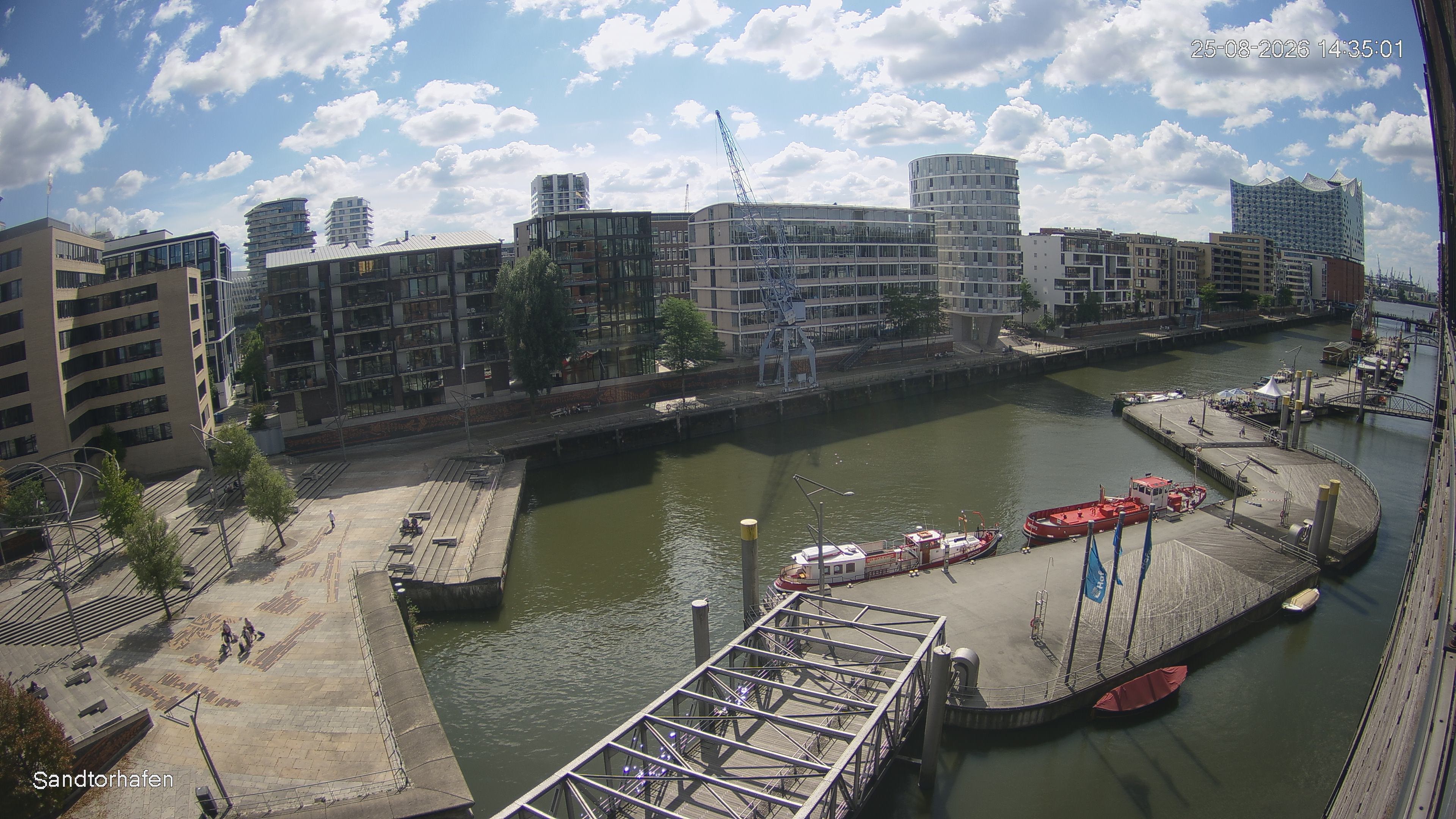 Archived image Webcam Harbour Hall Hamburg