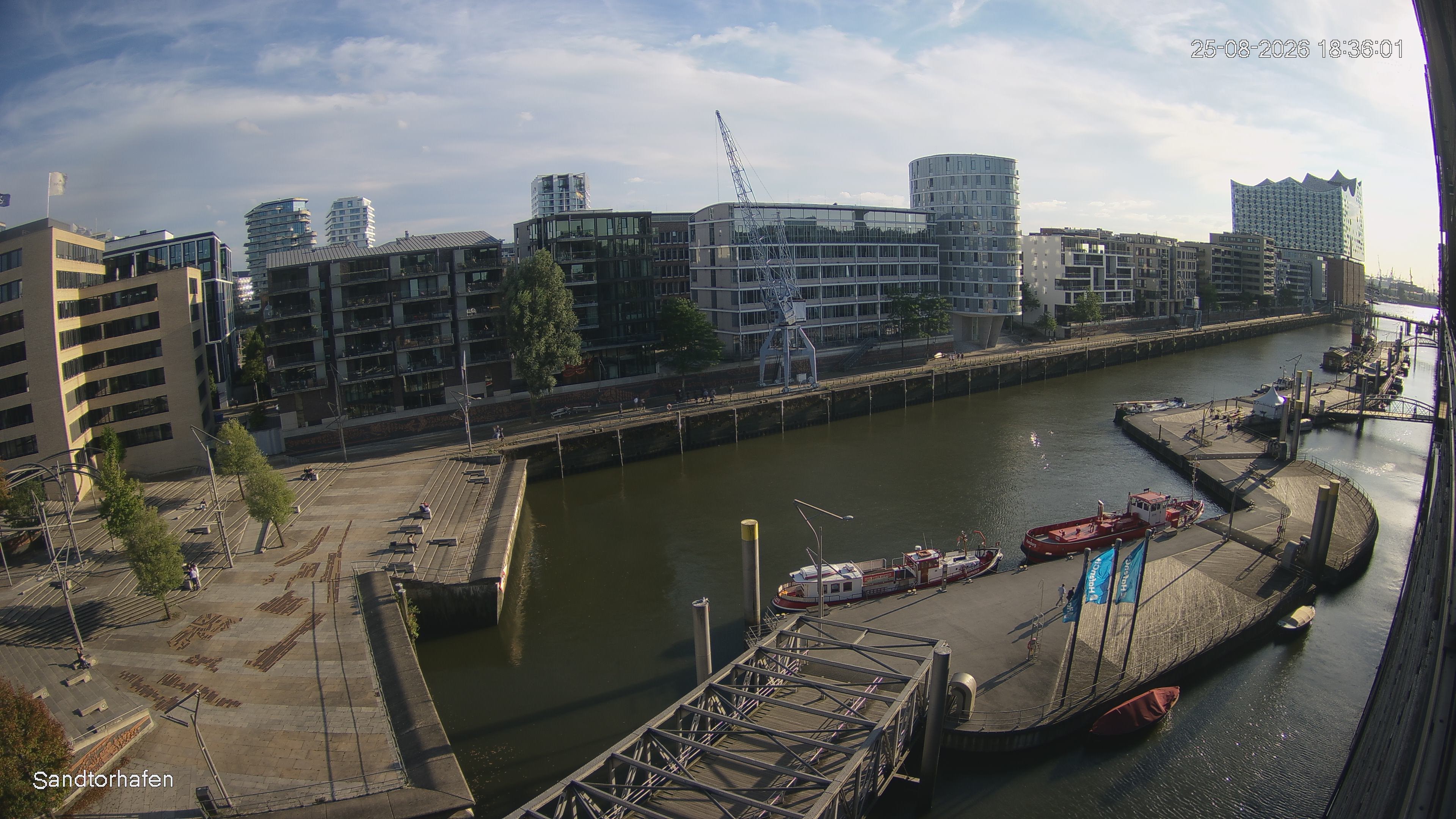 Archived image Webcam Harbour Hall Hamburg