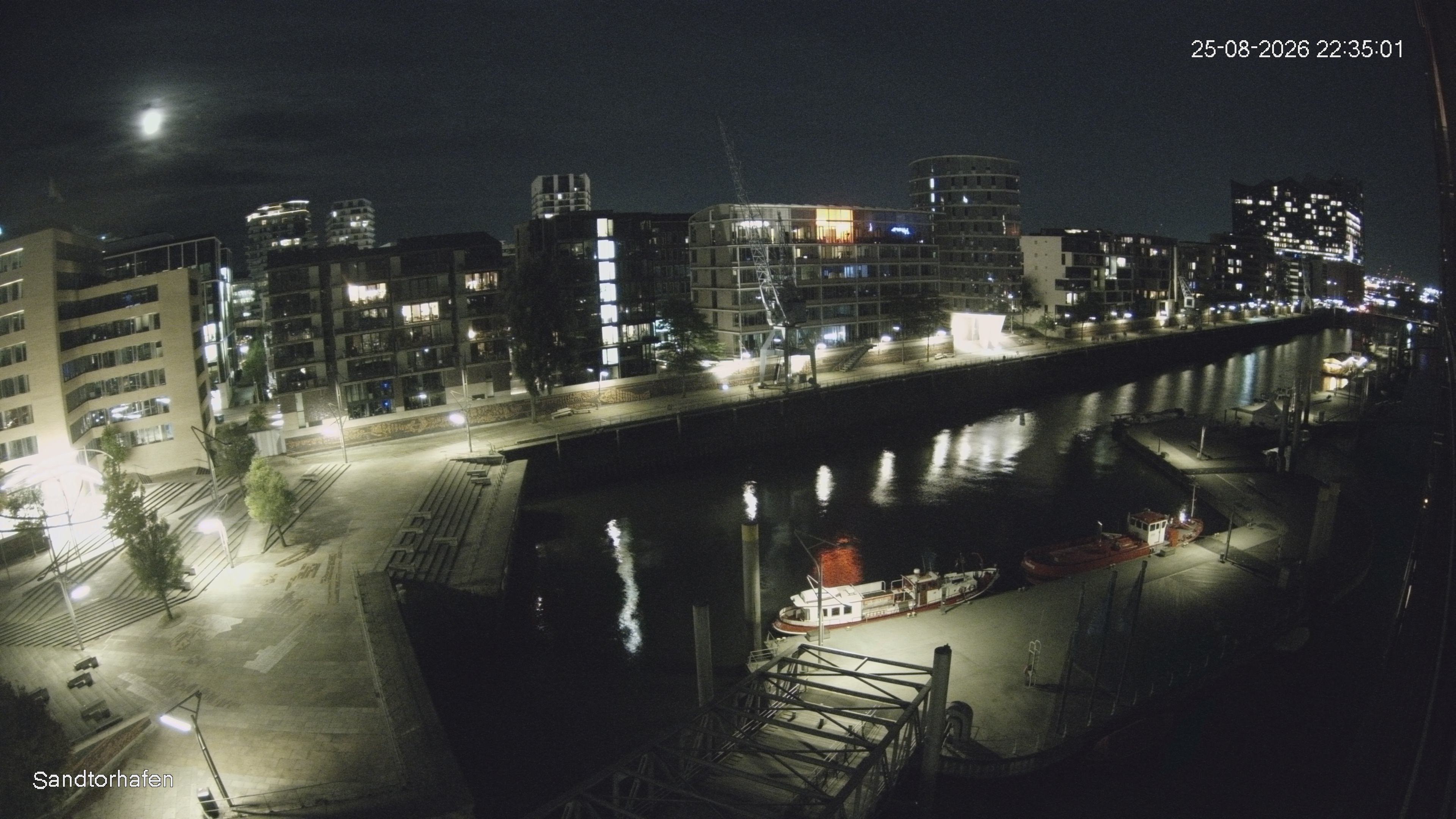 Archived image Webcam Harbour Hall Hamburg