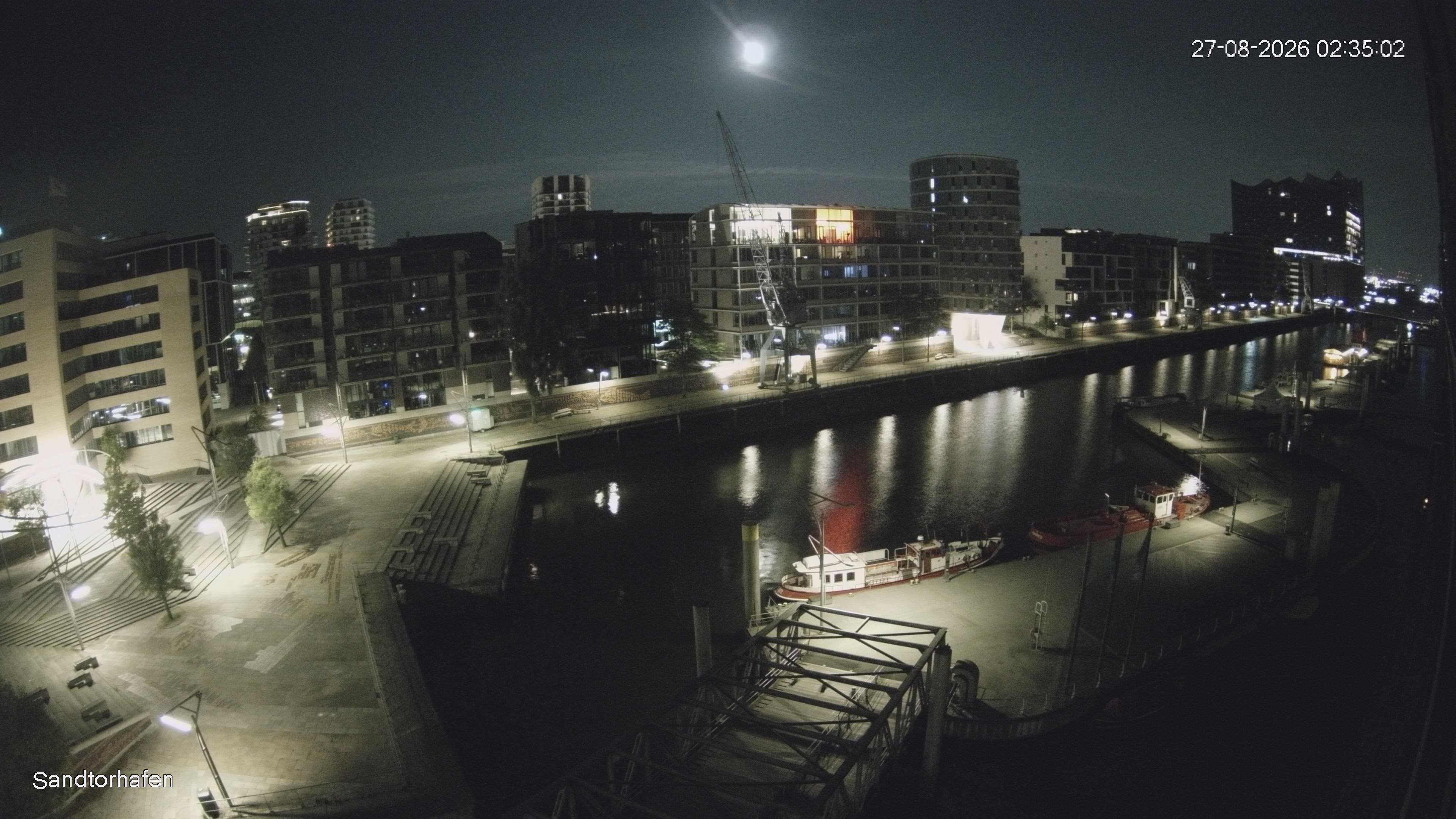 Archived image Webcam Harbour Hall Hamburg