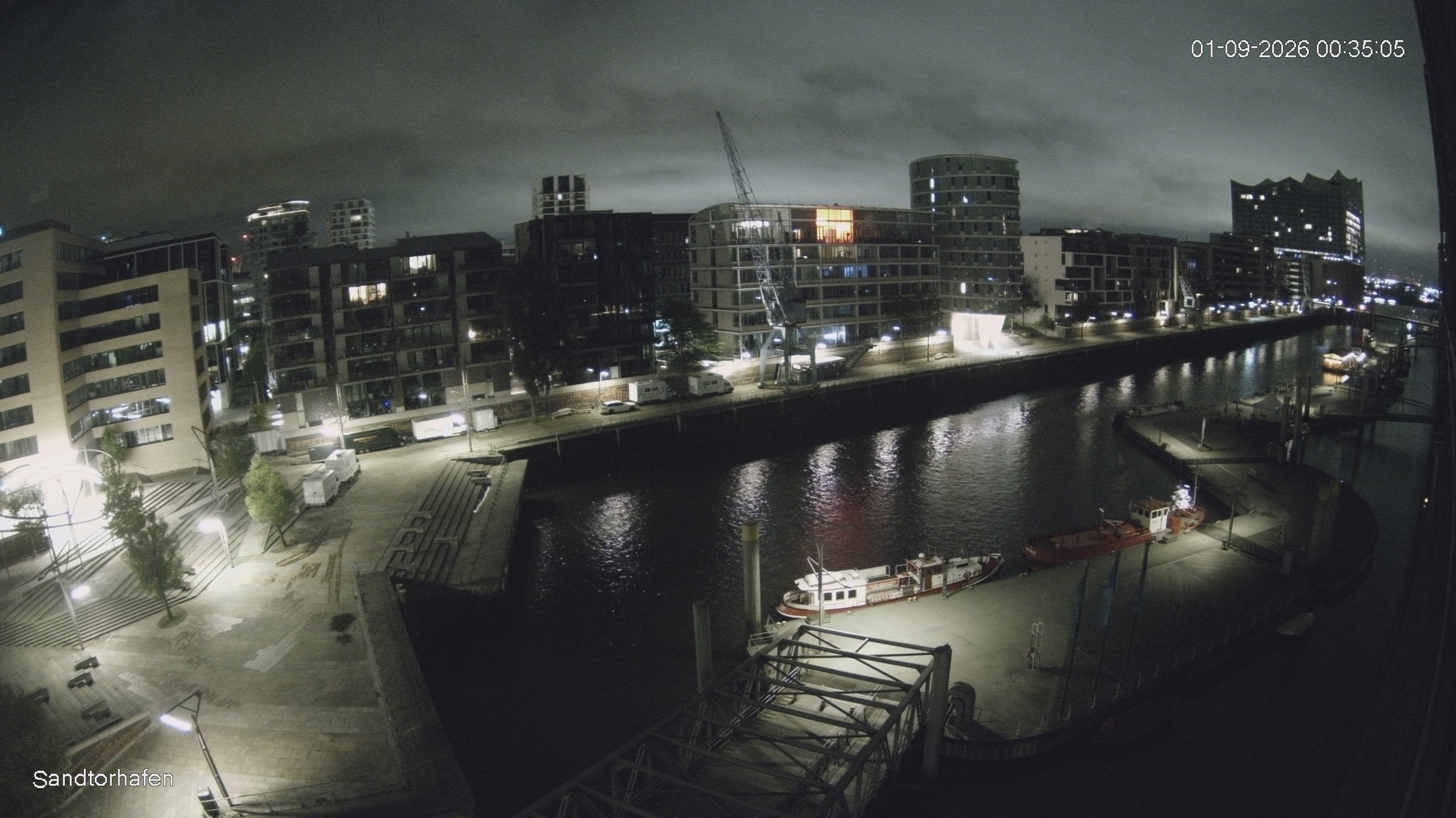Archiv Foto Webcam Hamburg: HafenCity und Elbphilharmonie