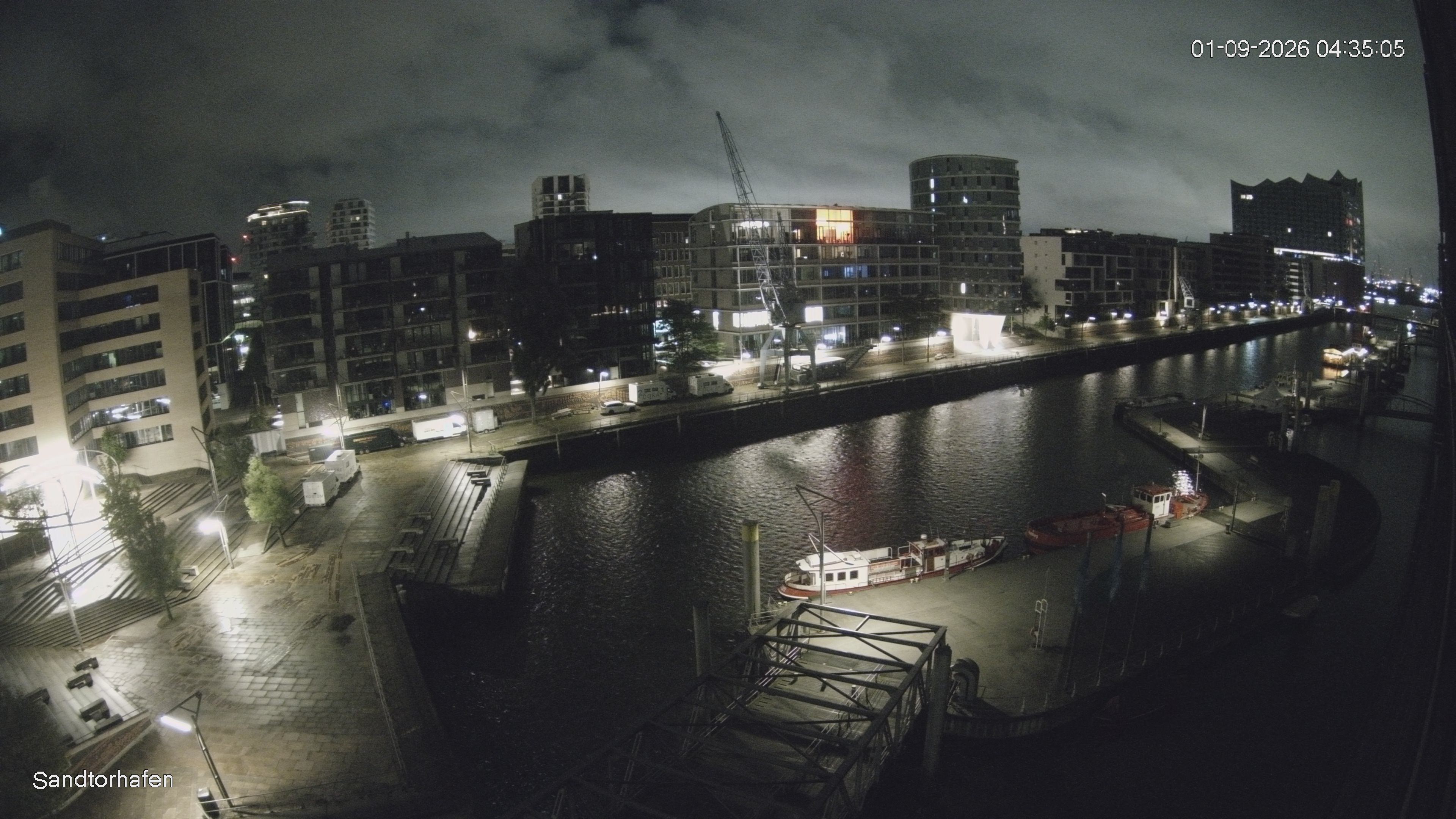 Archiv Foto Webcam Hamburg: HafenCity und Elbphilharmonie
