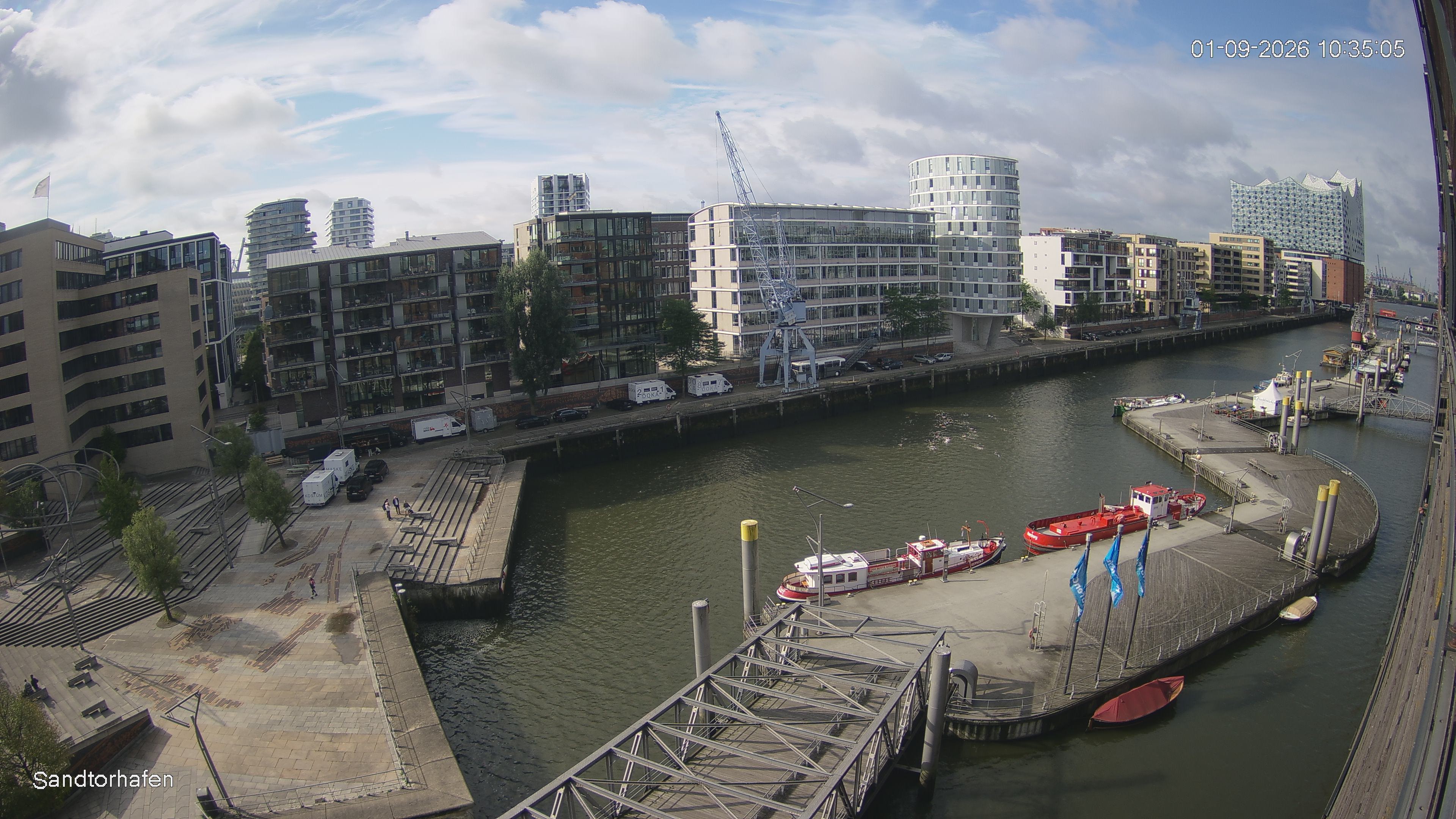 Archiv Foto Webcam Hamburg: HafenCity und Elbphilharmonie