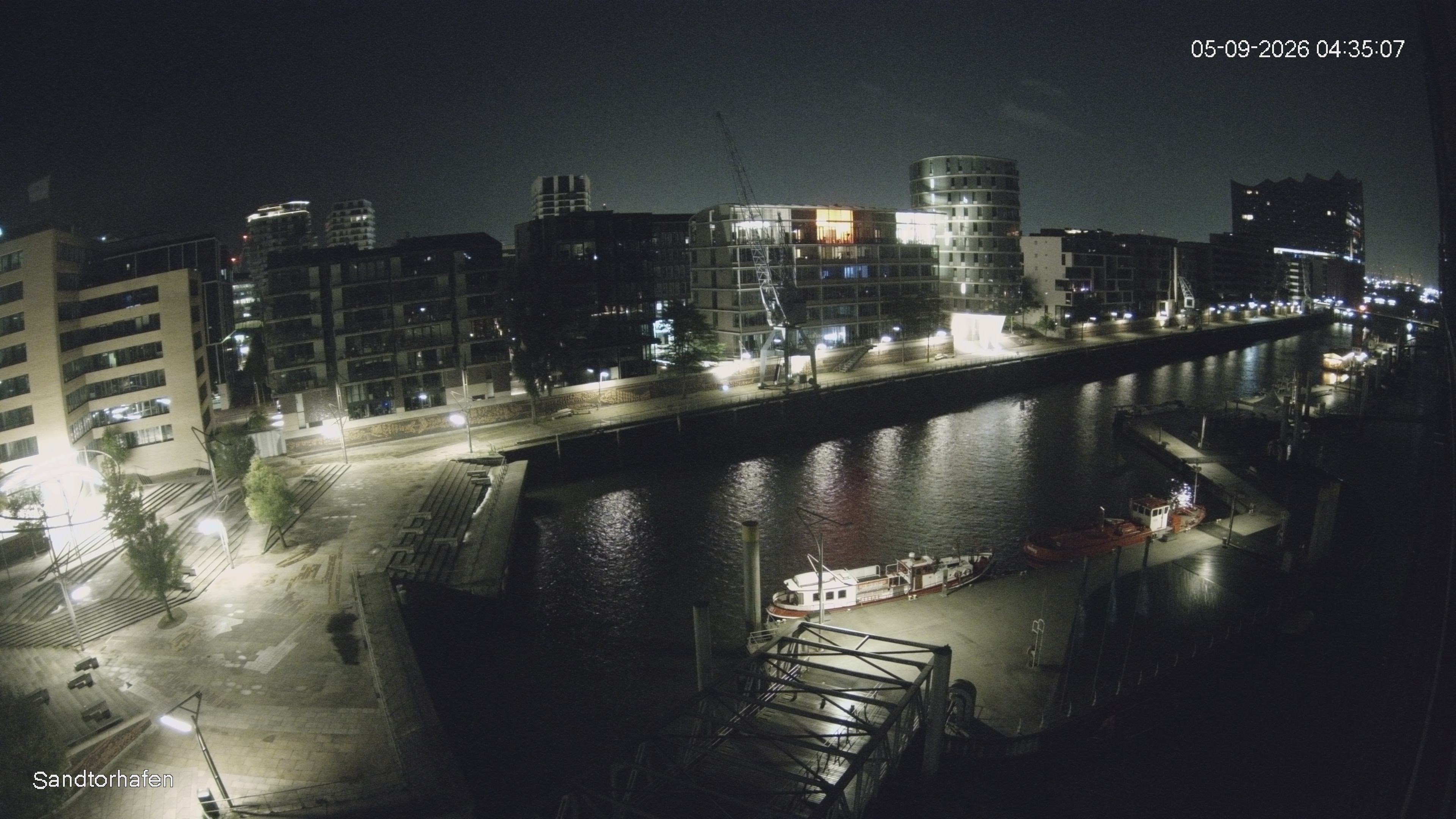 Archiv Foto Webcam Hamburg: HafenCity und Elbphilharmonie