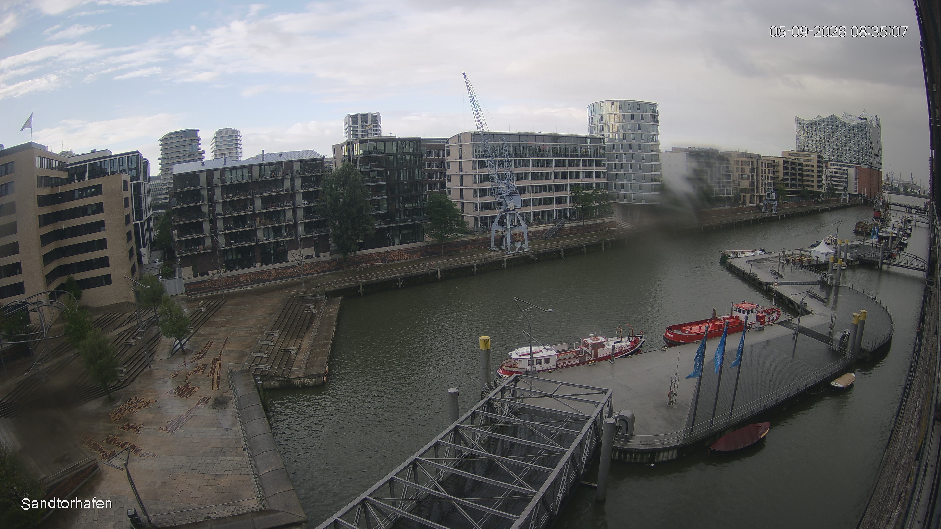 Archiv Foto Webcam Hamburg: HafenCity und Elbphilharmonie