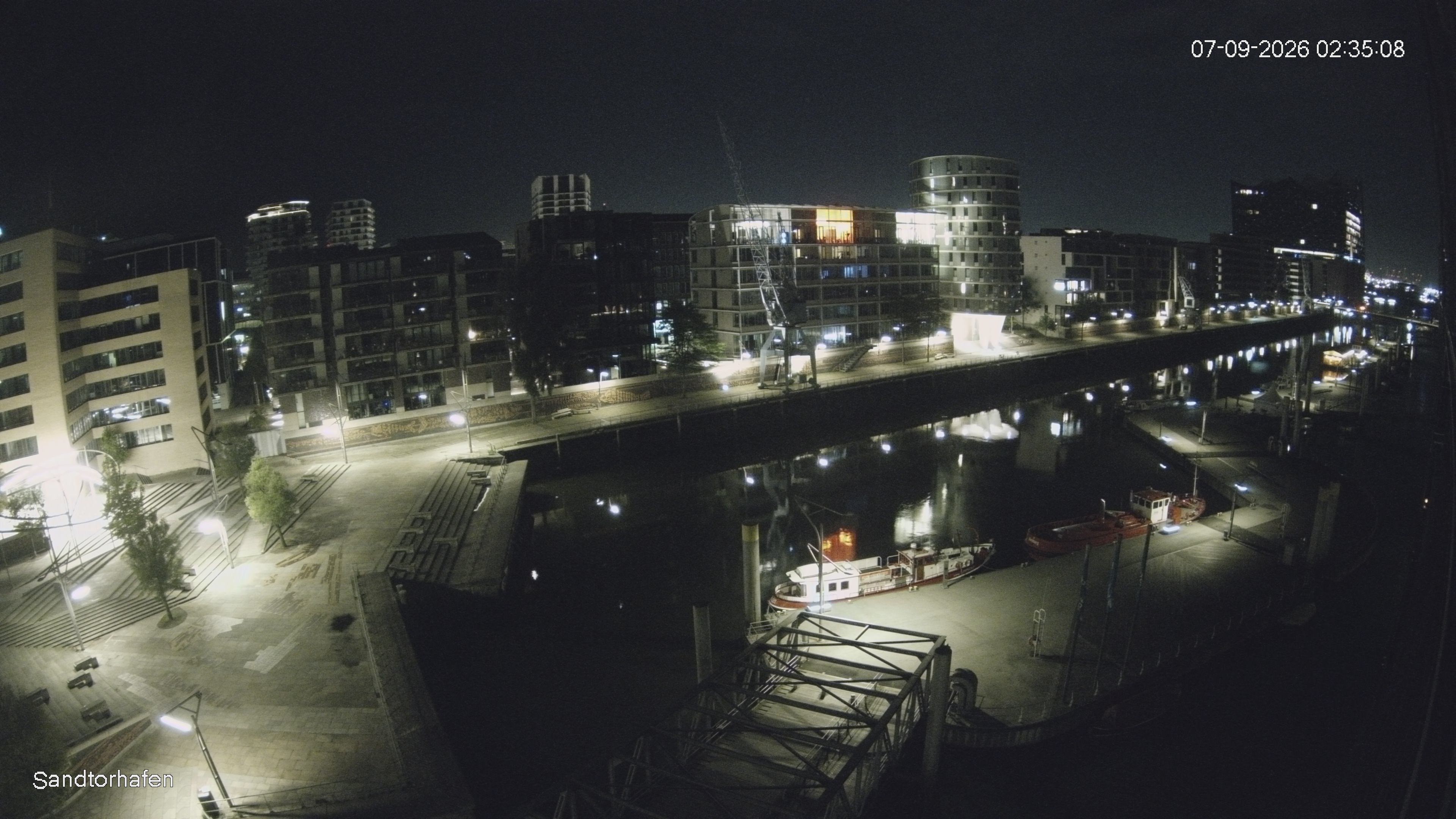 Archiv Foto Webcam Hamburg: HafenCity und Elbphilharmonie