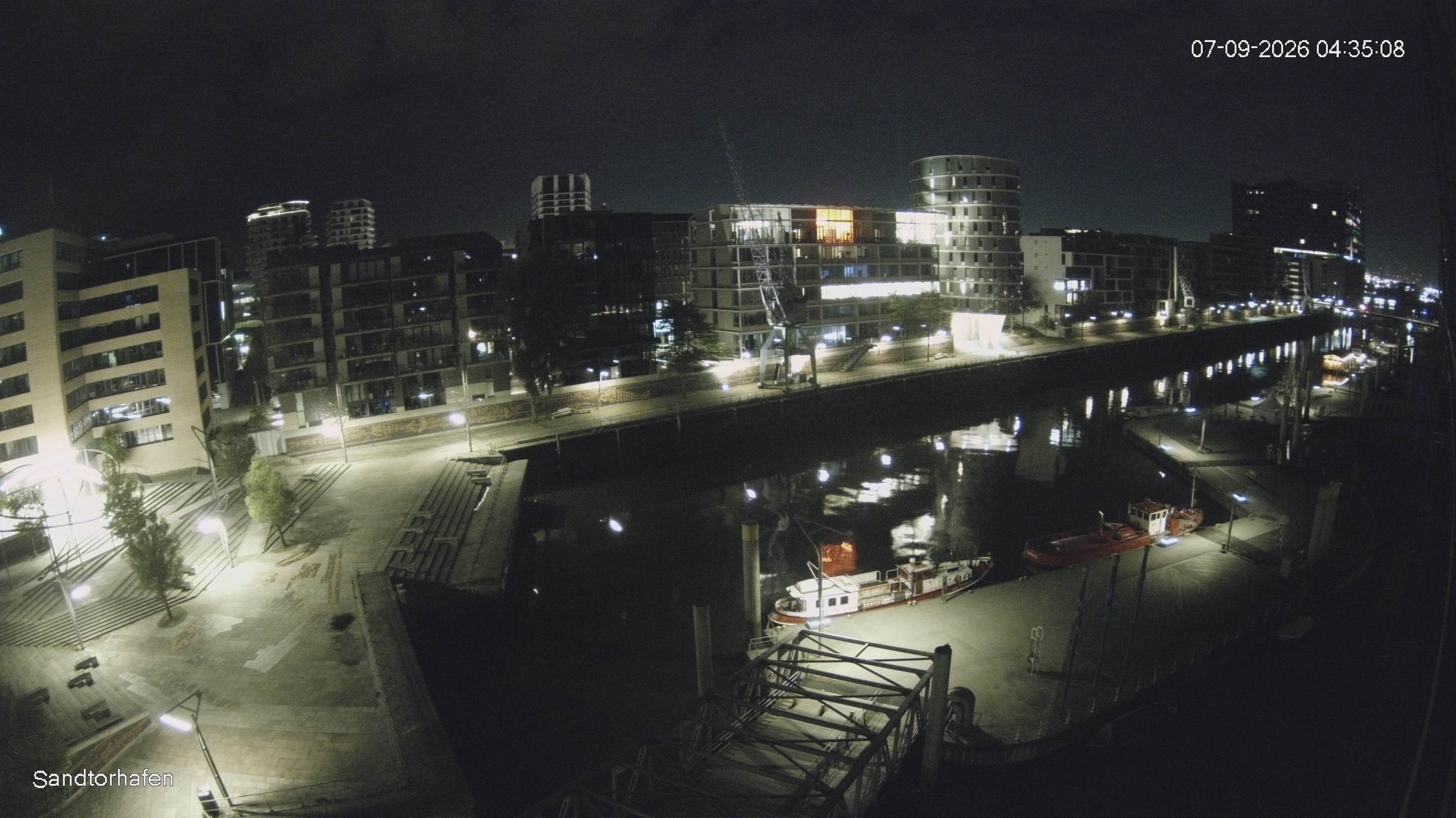 Archiv Foto Webcam Hamburg: HafenCity und Elbphilharmonie