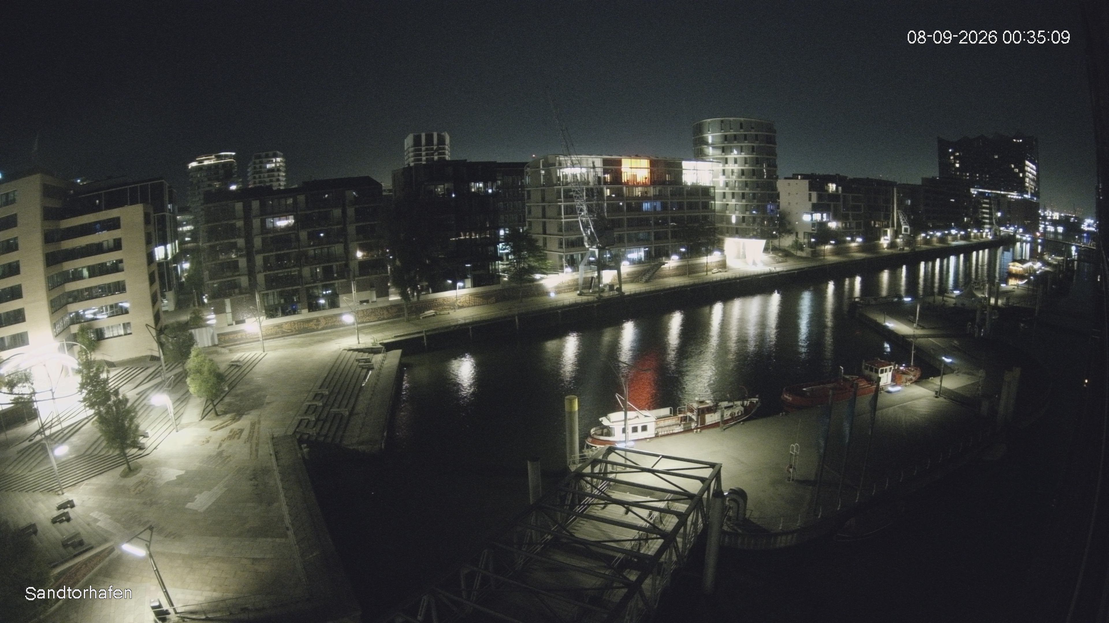 Archiv Foto Webcam Hamburg: HafenCity und Elbphilharmonie