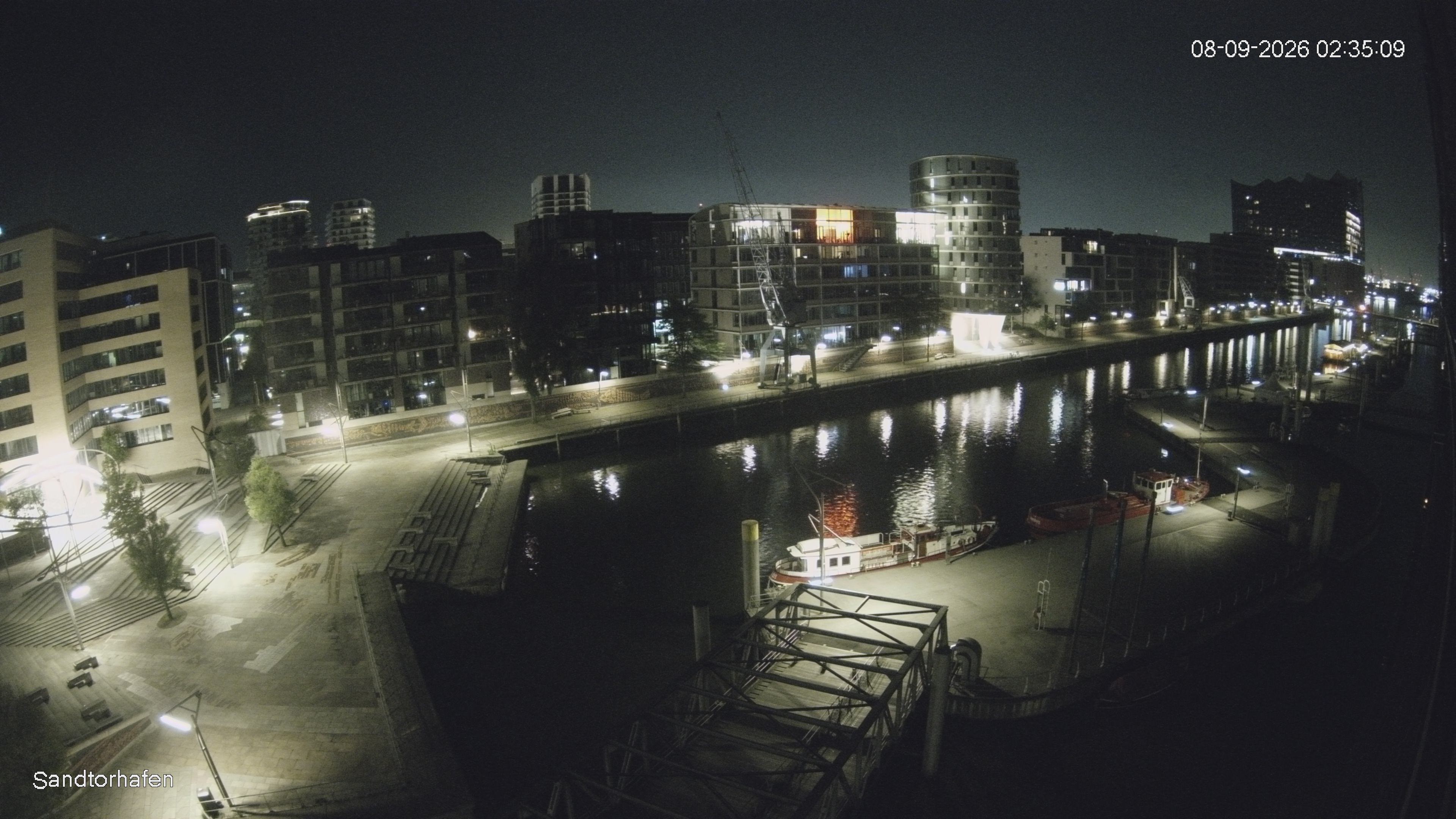 Archiv Foto Webcam Hamburg: HafenCity und Elbphilharmonie