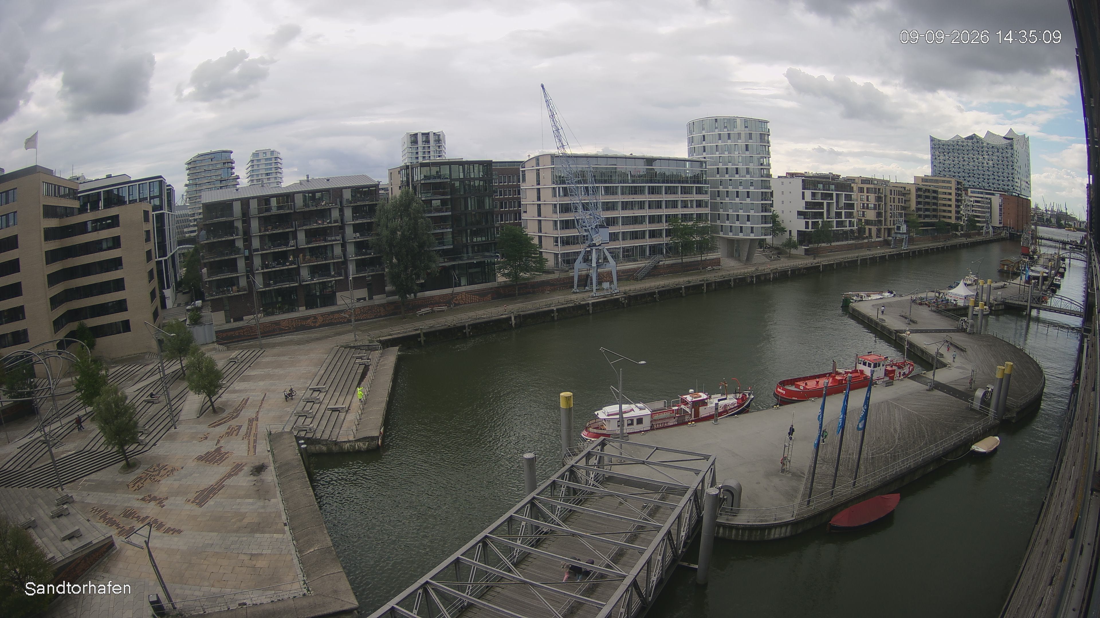 Archiv Foto Webcam Hamburg: HafenCity und Elbphilharmonie