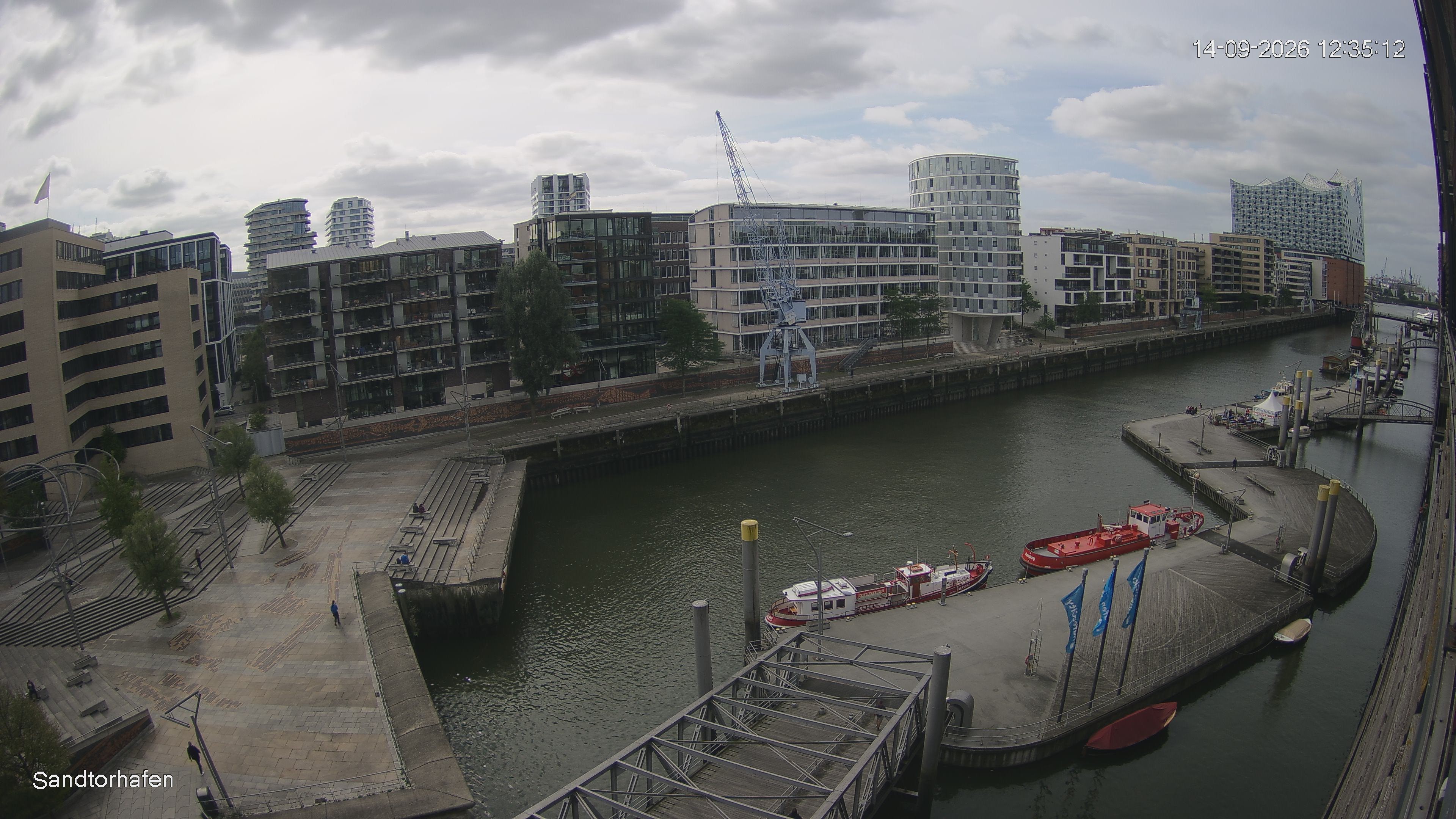 Archiv Foto Webcam Hamburg: HafenCity und Elbphilharmonie