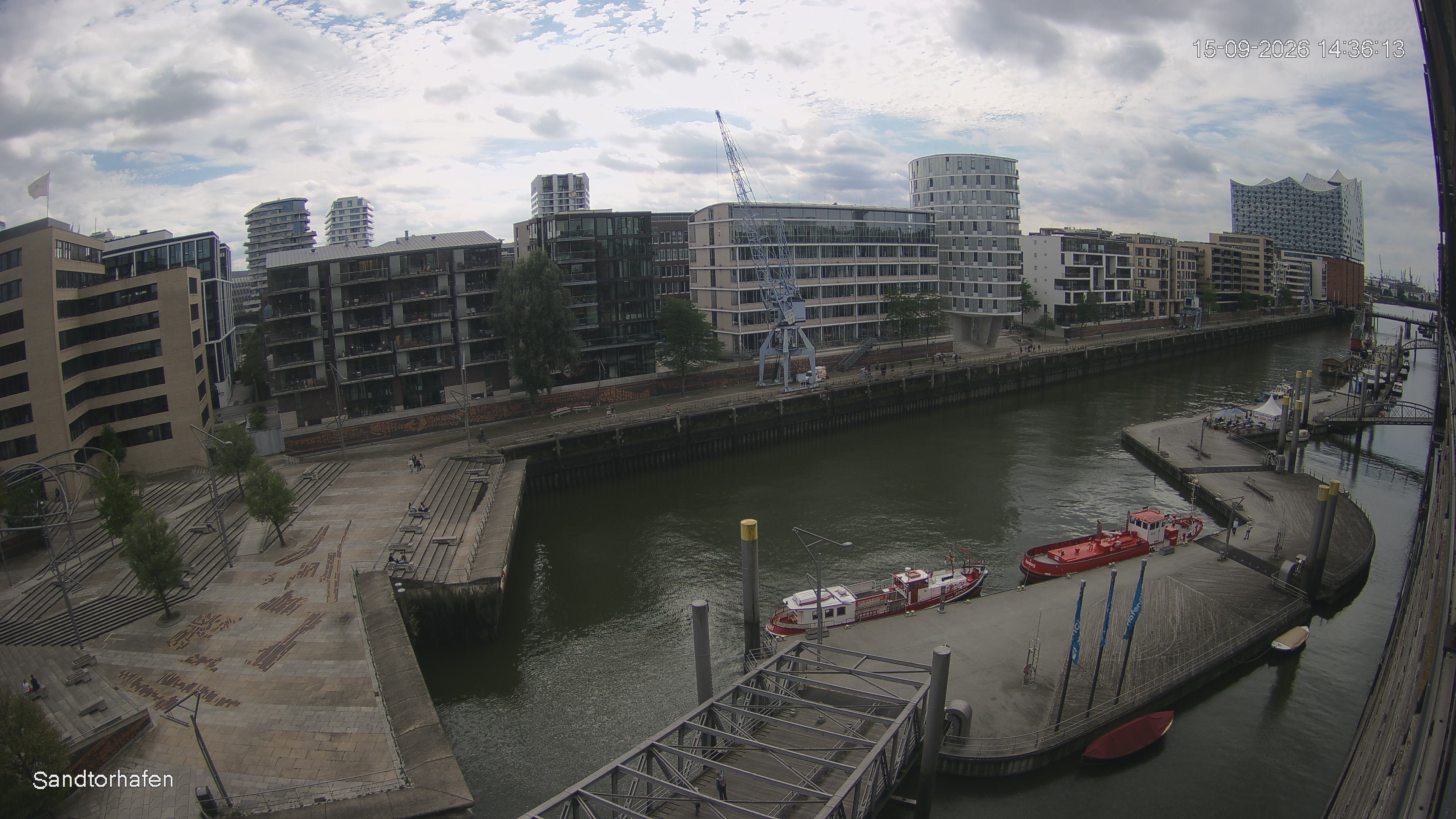 Archiv Foto Webcam Hamburg: HafenCity und Elbphilharmonie