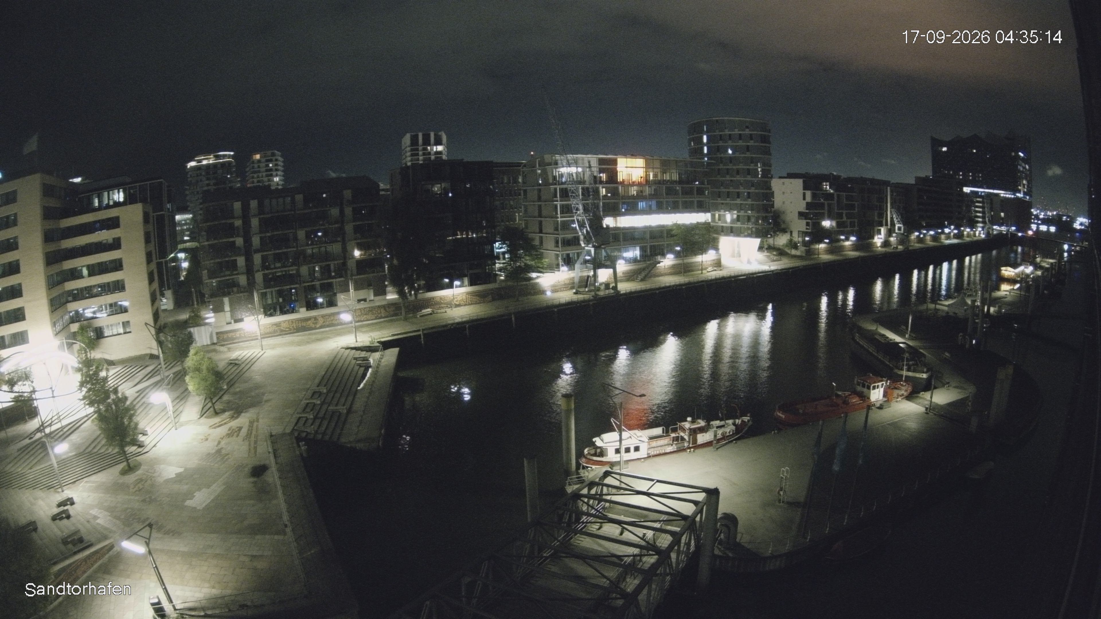 Archiv Foto Webcam Hamburg: HafenCity und Elbphilharmonie