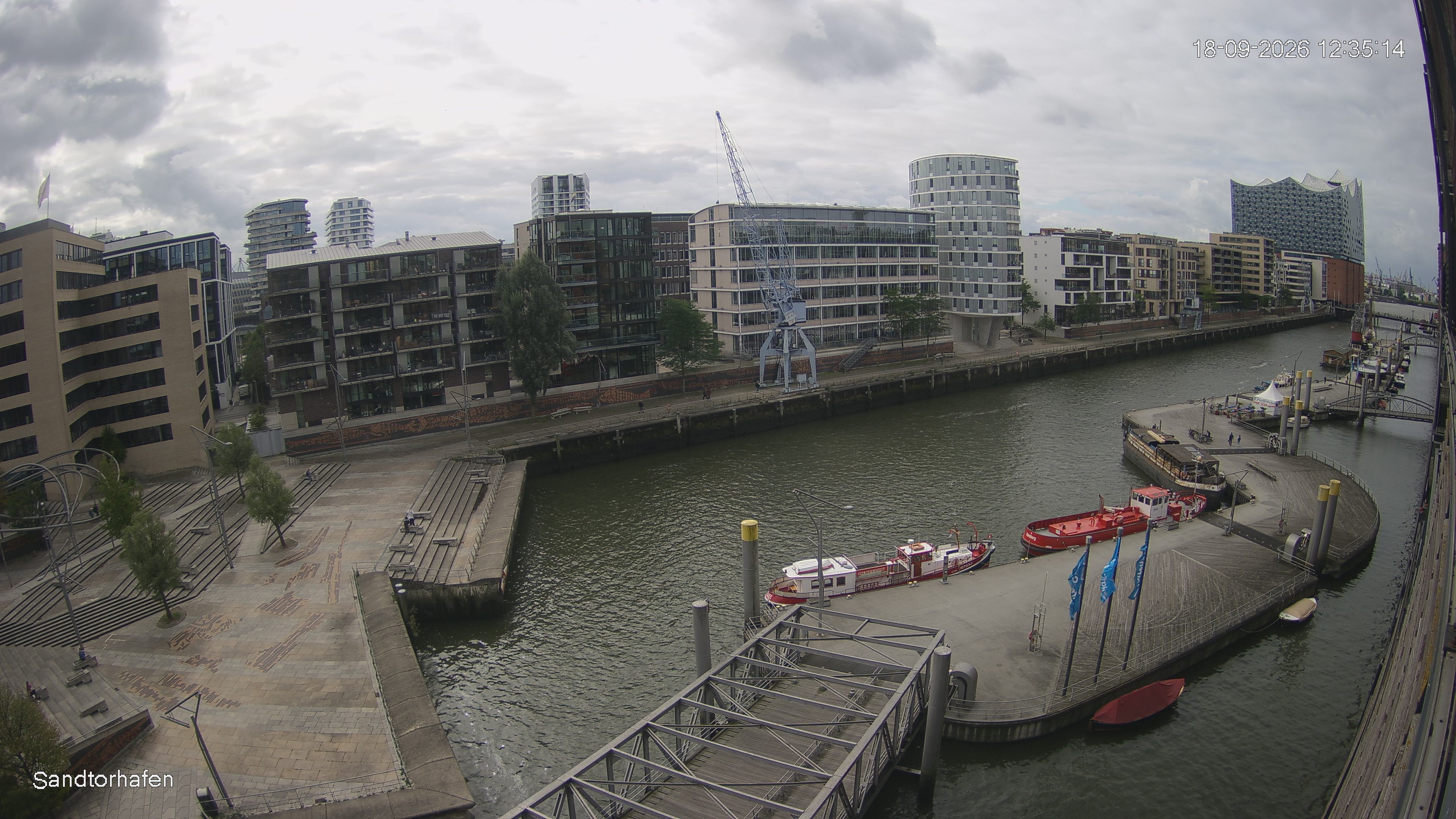 Archived image Webcam Harbour Hall Hamburg