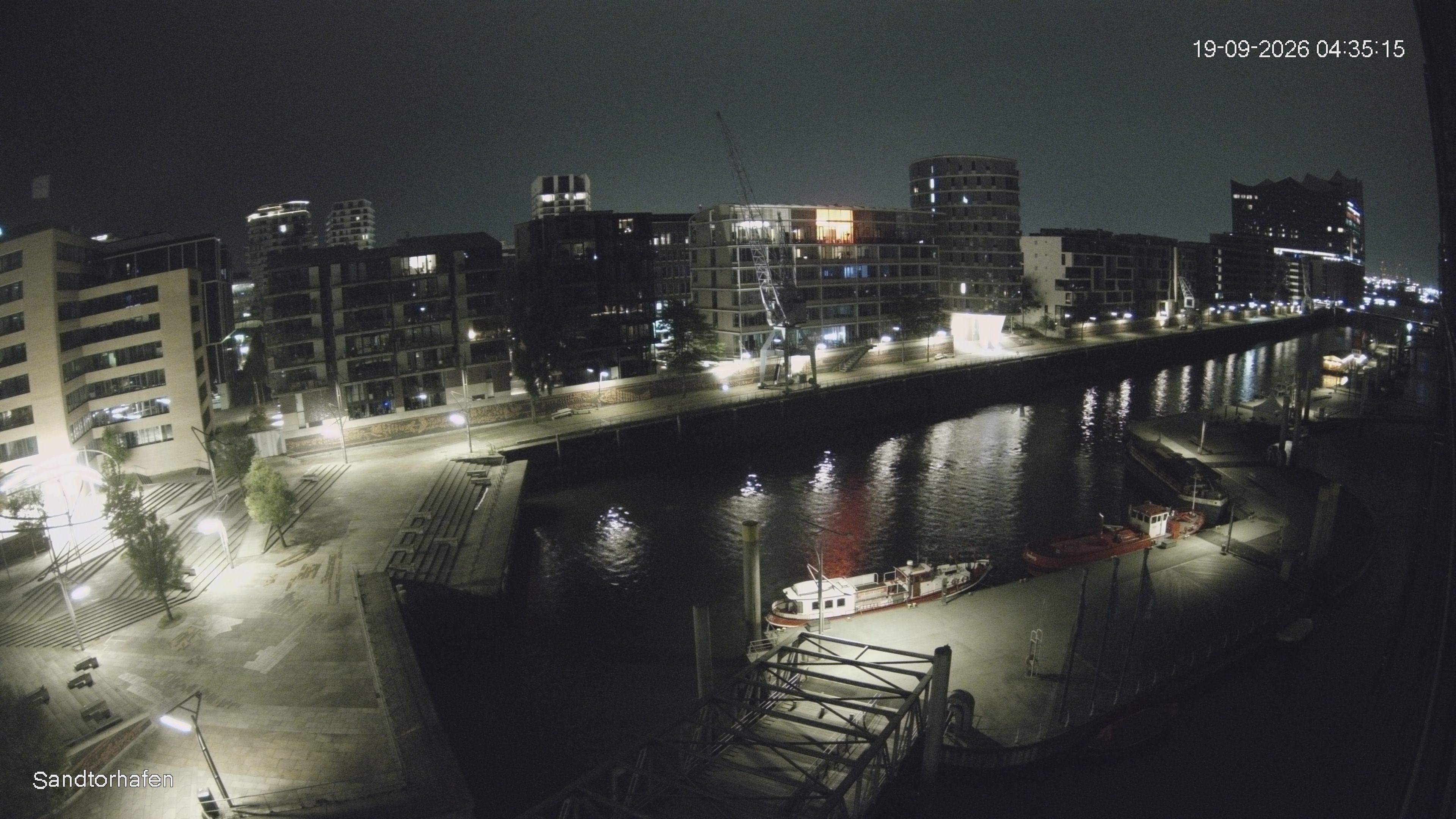 Archived image Webcam Harbour Hall Hamburg