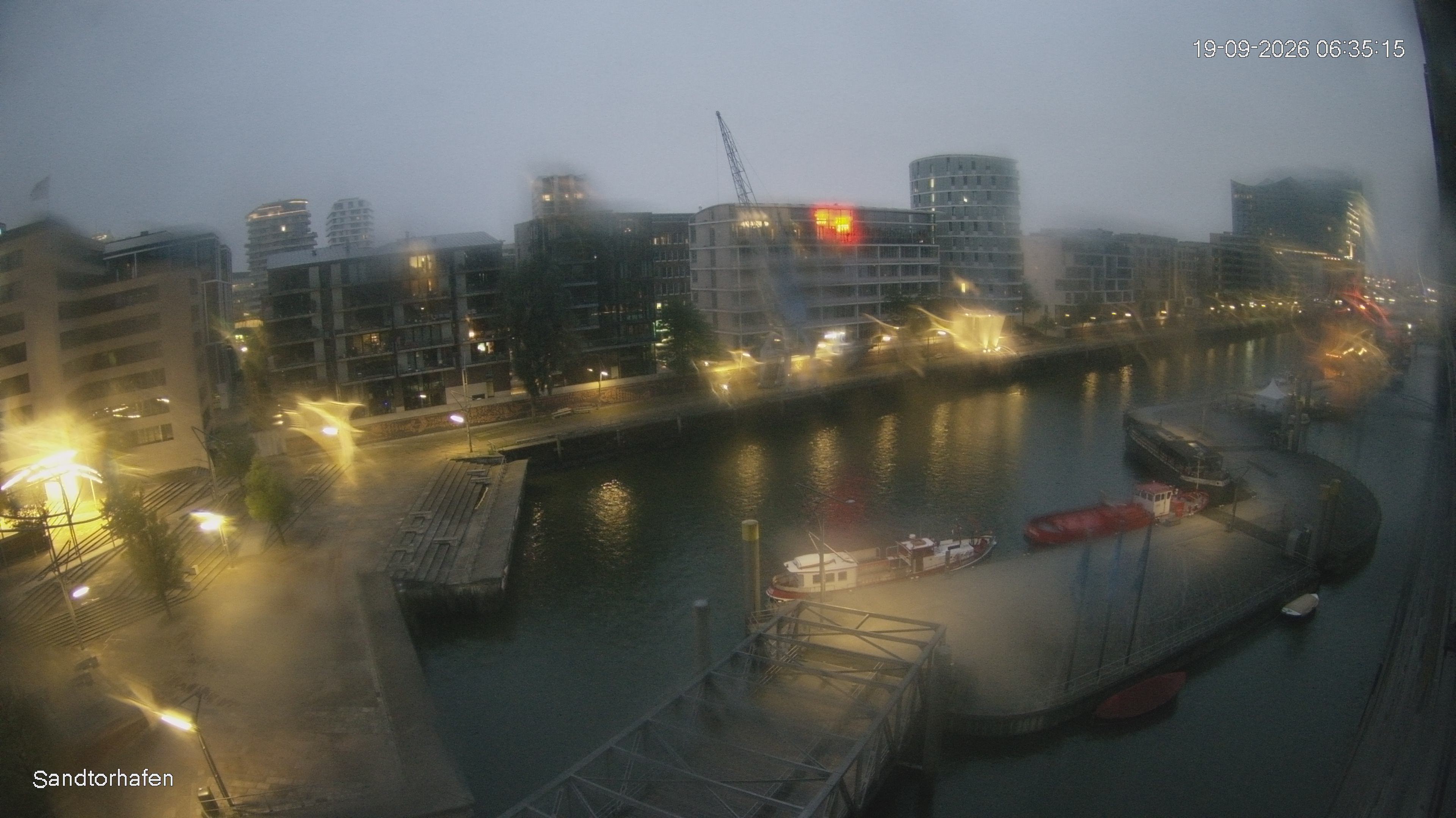Archived image Webcam Harbour Hall Hamburg