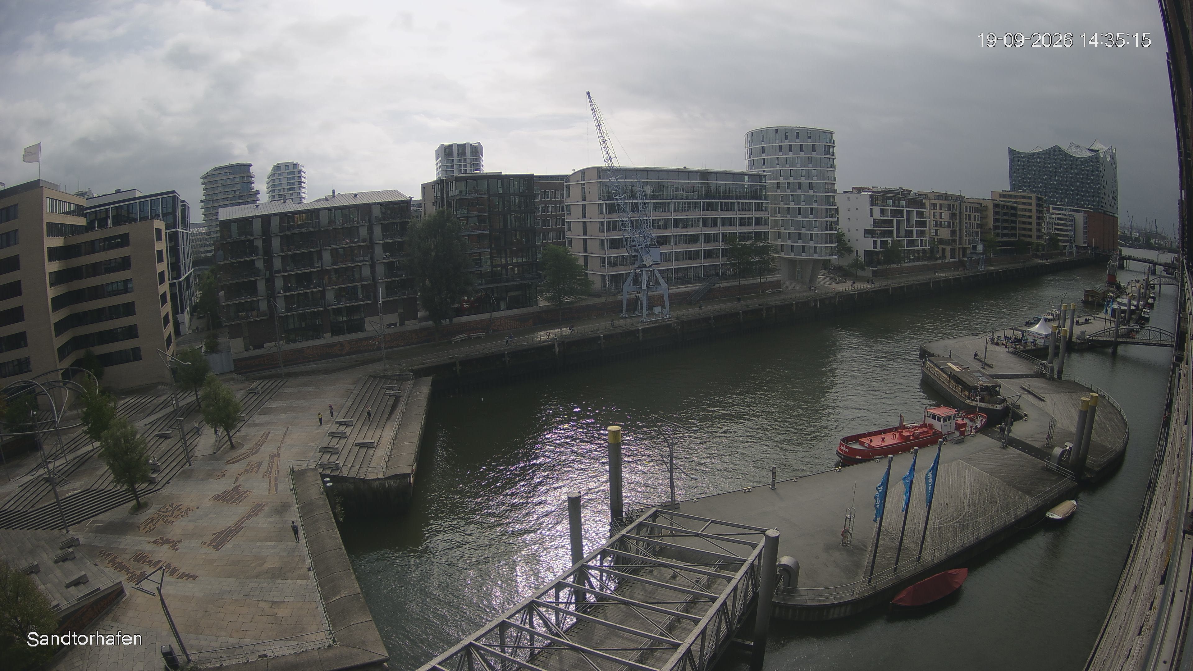 Archiv Foto Webcam Hamburg: HafenCity und Elbphilharmonie