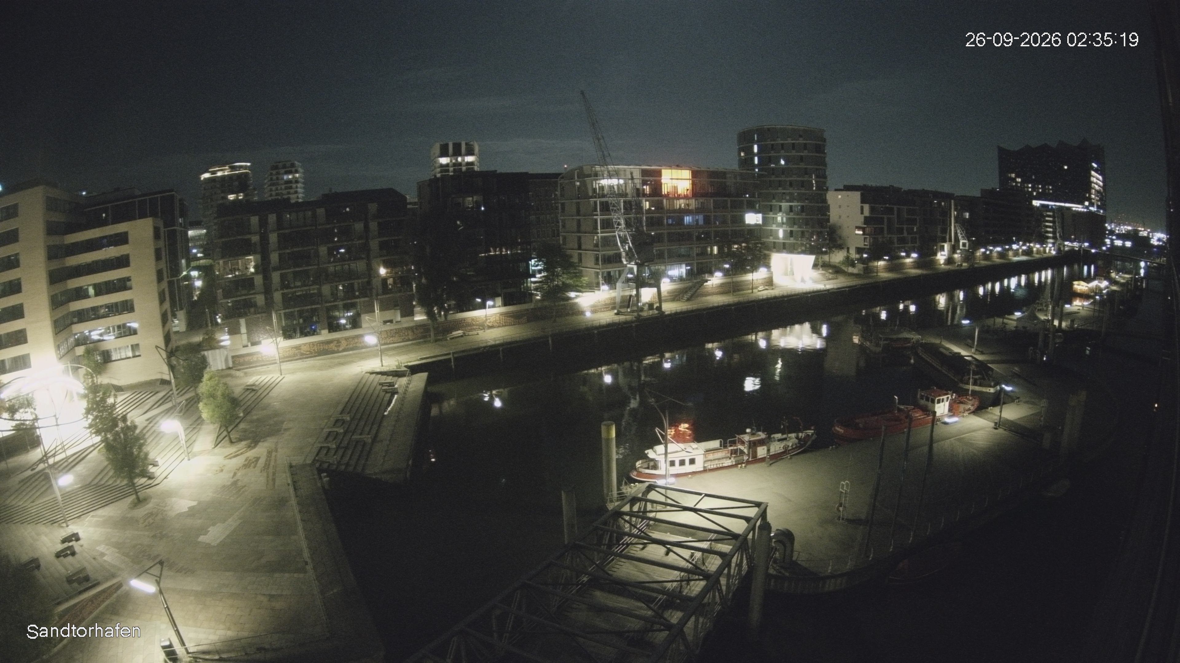 Archiv Foto Webcam Hamburg: HafenCity und Elbphilharmonie