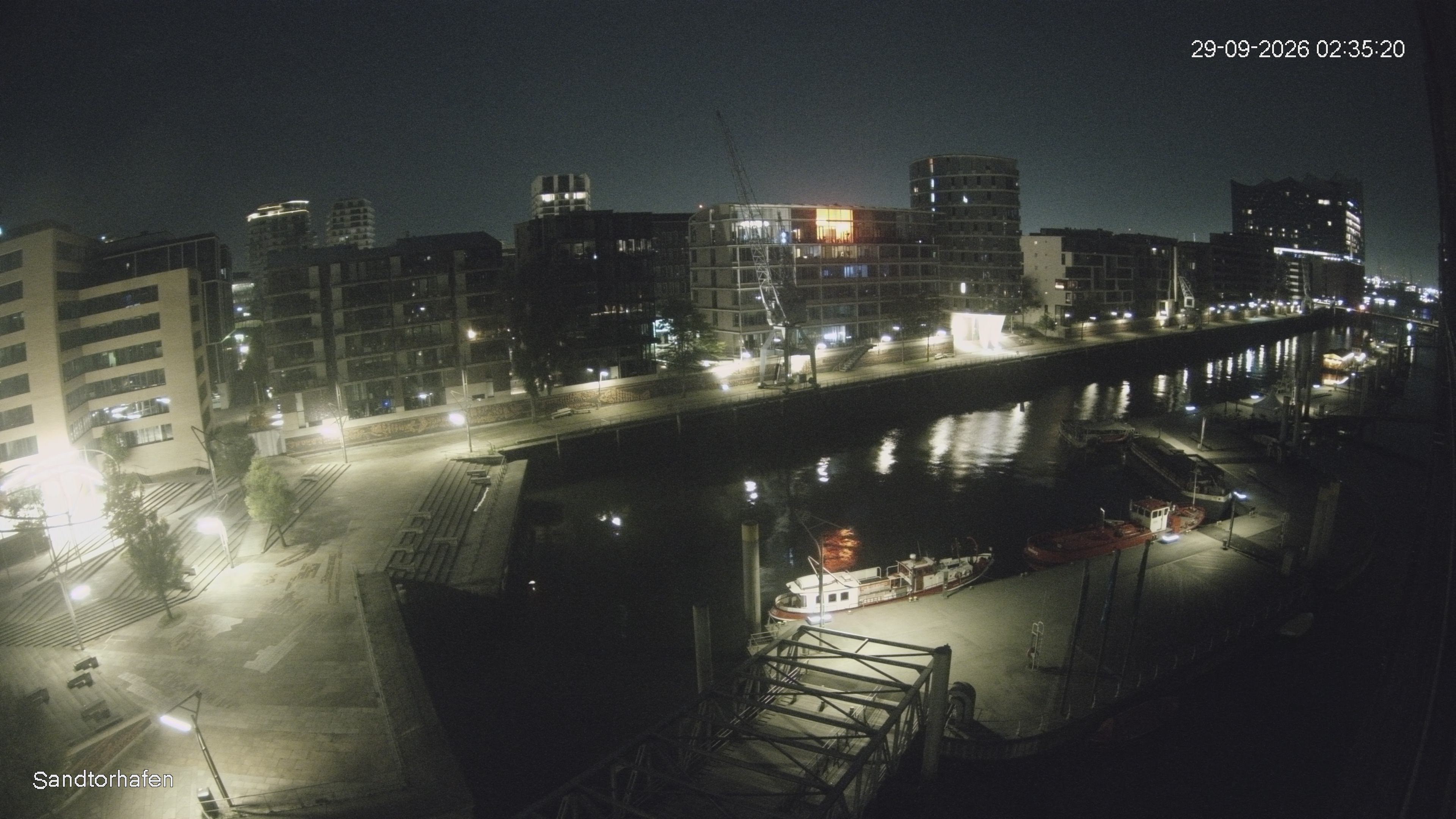 Archiv Foto Webcam Hamburg: HafenCity und Elbphilharmonie
