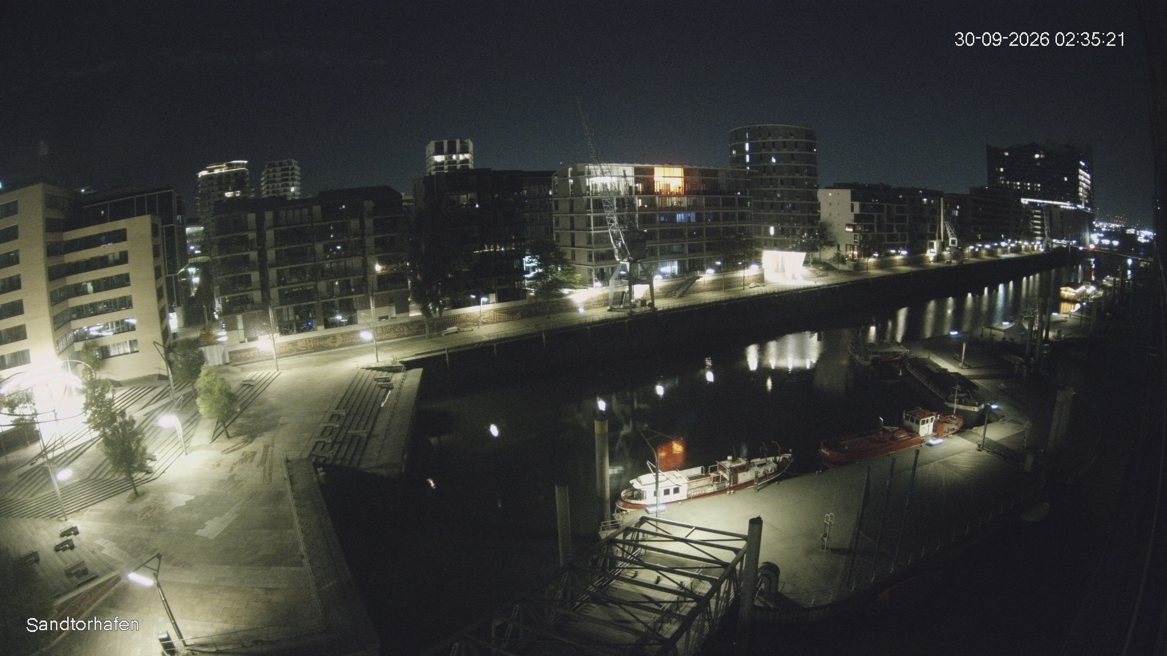Archiv Foto Webcam Hamburg: HafenCity und Elbphilharmonie