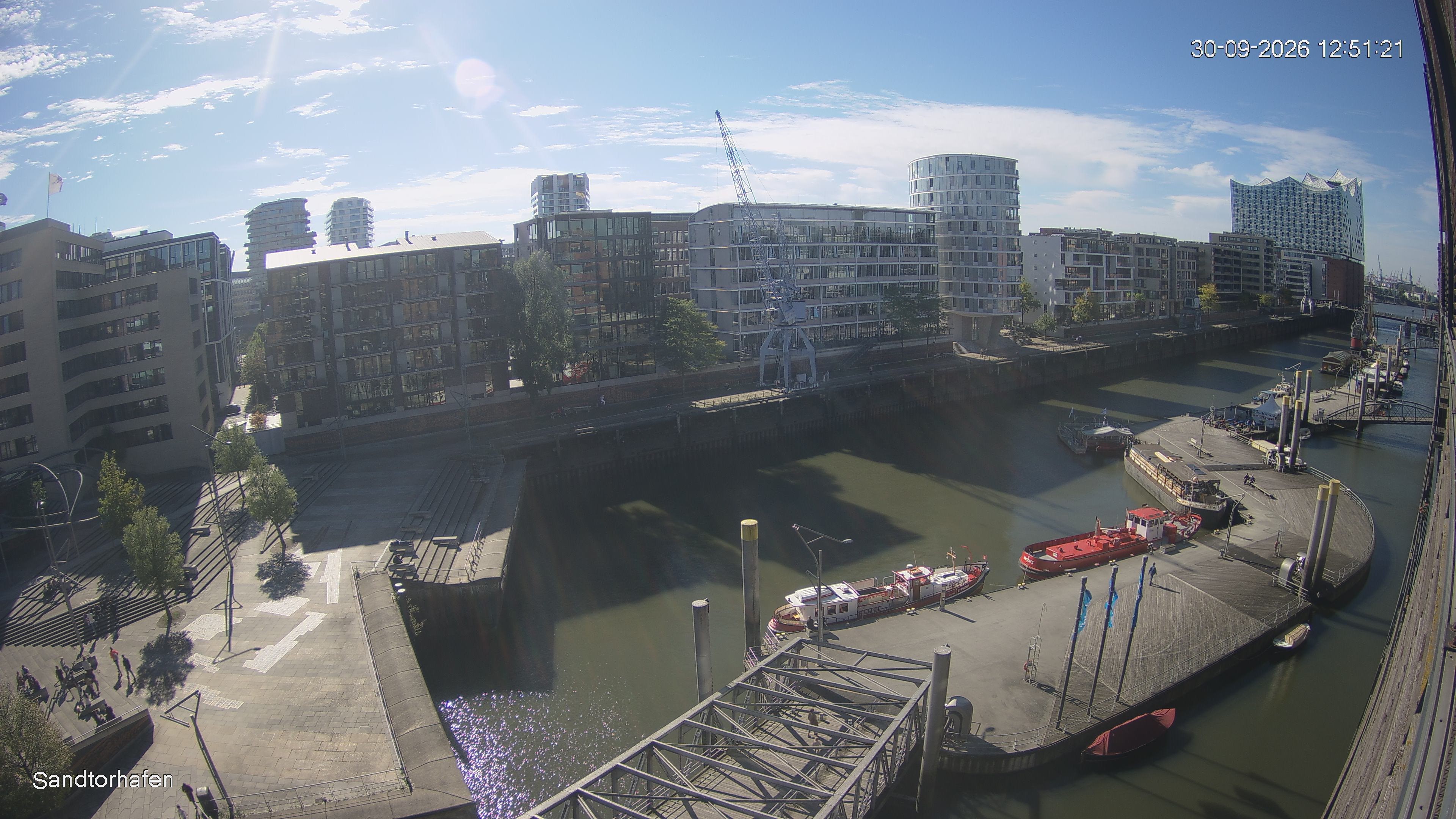 Archived image Webcam Harbour Hall Hamburg